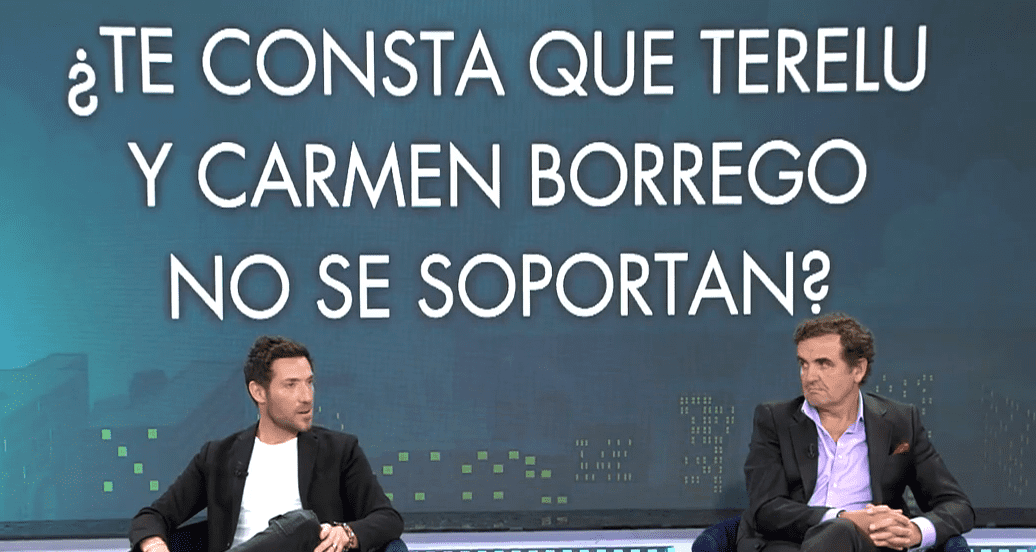 Los colaboradores hablan de Terelu en el plató de "Sálvame". | Foto: Telecinco
