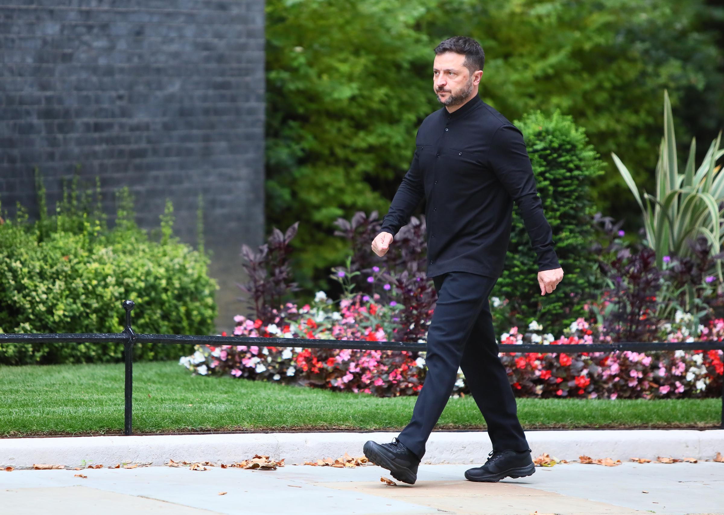 President Volodymyr Zelenskyy arrives at 10 Downing Street in London on August 14, 2025 | Source: Getty Images