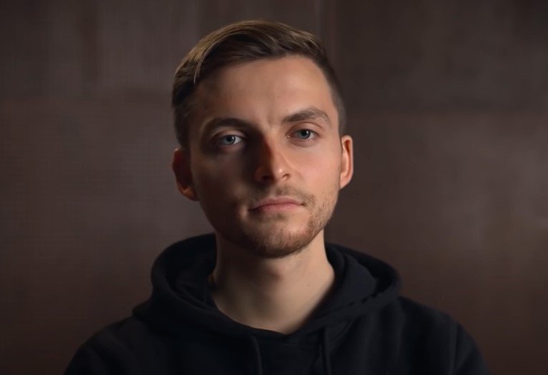 Philipp Mickenbecker in der NDR-Doku. I Quelle: youtube.com/NDRDoku