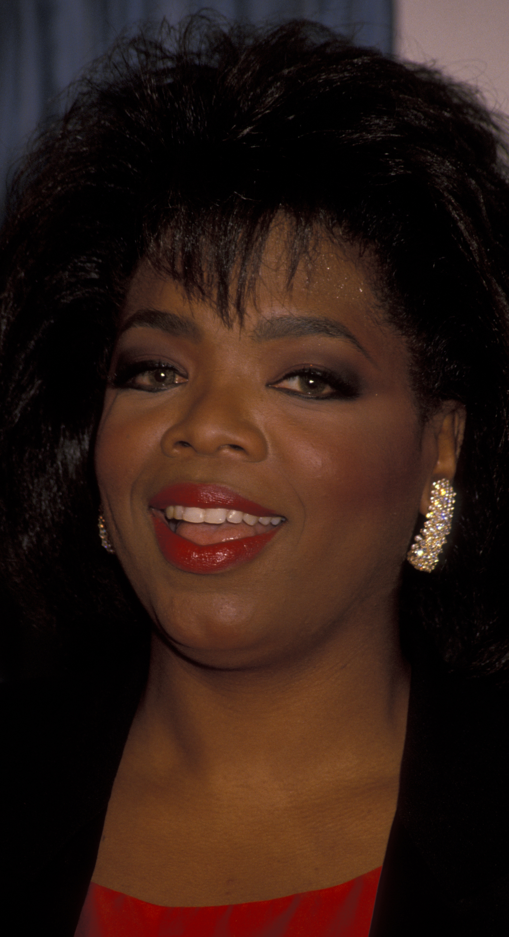 Oprah Winfrey attends the American Teacher Awards Gala at the Pantages Theater on October 7, 1990 in Hollywood, California. | Source: Getty Images