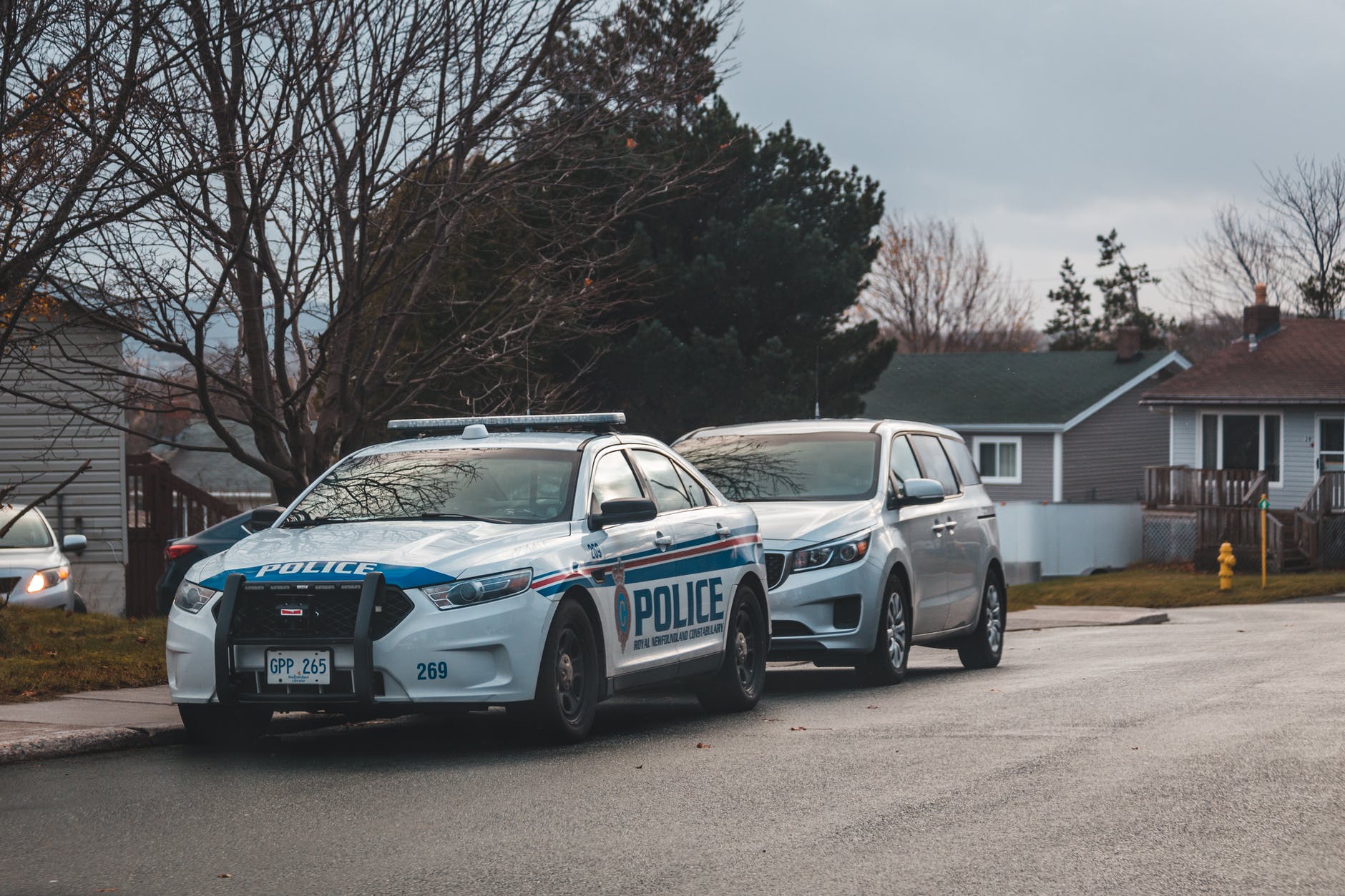 The police came and arrested Henry. | Source: Pexels