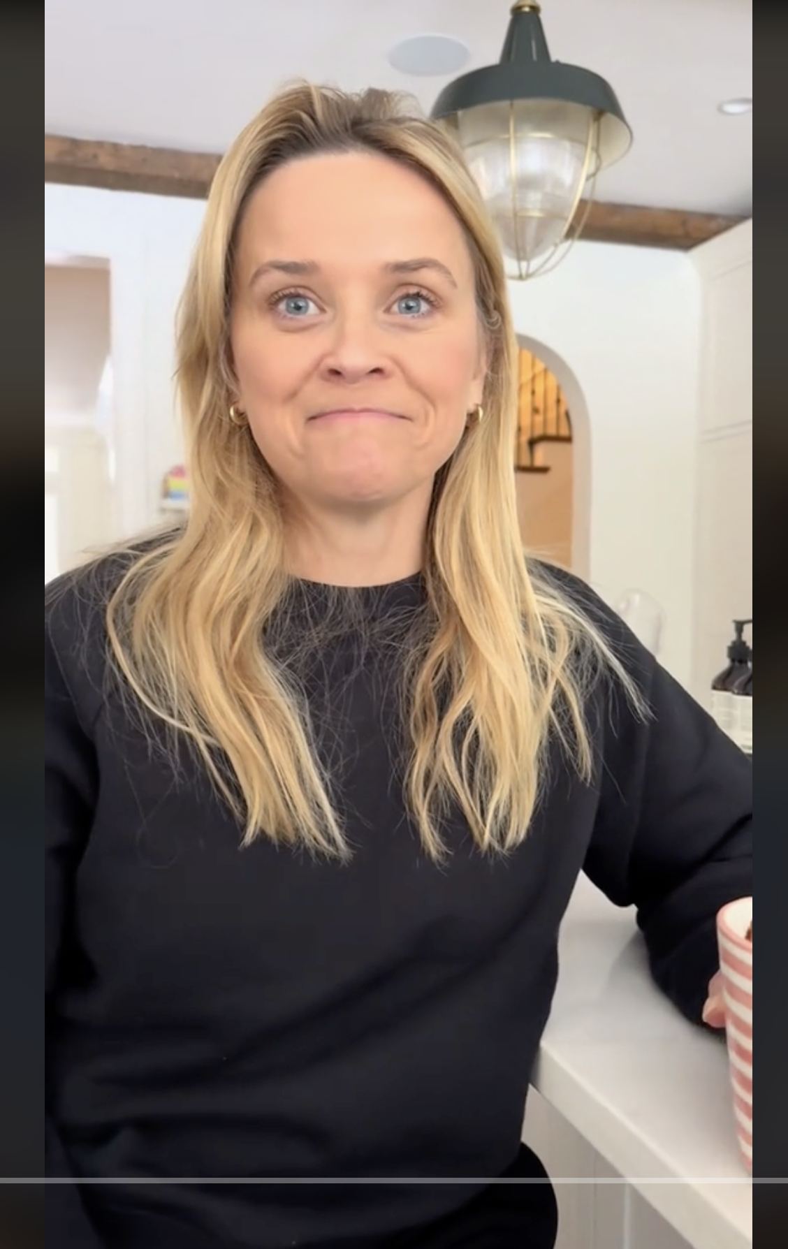 Reese Witherspoon, as seen in a video dated January 19, 2024 | Source: tiktok.com/@reesewitherspoon