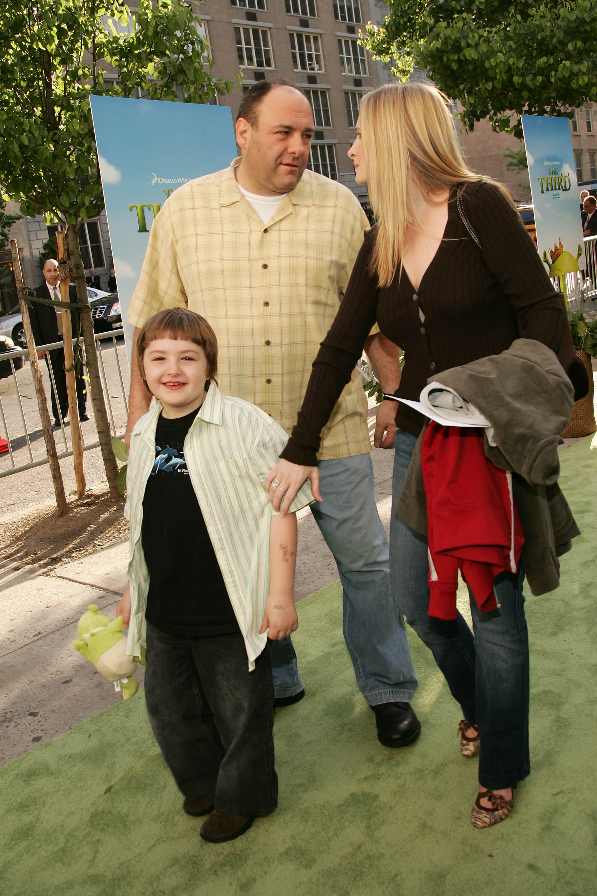 James Gandolfini, Marcy Wudarski, and their son Michael Gandolfini attend the premiere of "Shrek The Third" at Clearview Chelsea West Cinemas on May 14, 2007, in New York City. | Source: Getty Images