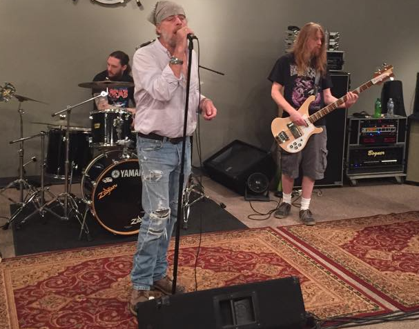 Leif Garrett during rehearsal, dated July 2015 | Source: Facebook/LeifGarrett
