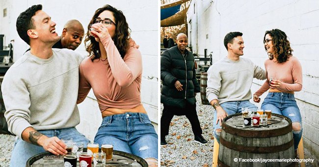 Photo of Dave Chappelle photobombing couple's engagement shoot is still pure gold