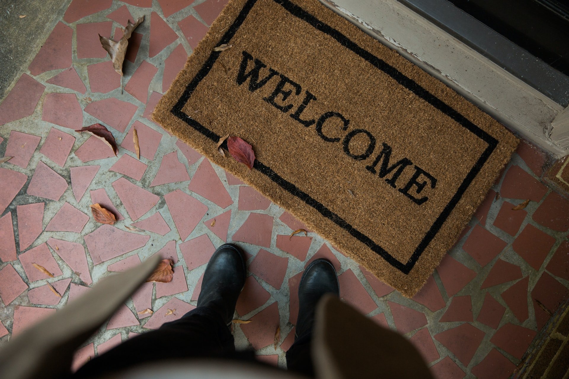 He came home early to surprise his wife. | Source: Unsplash