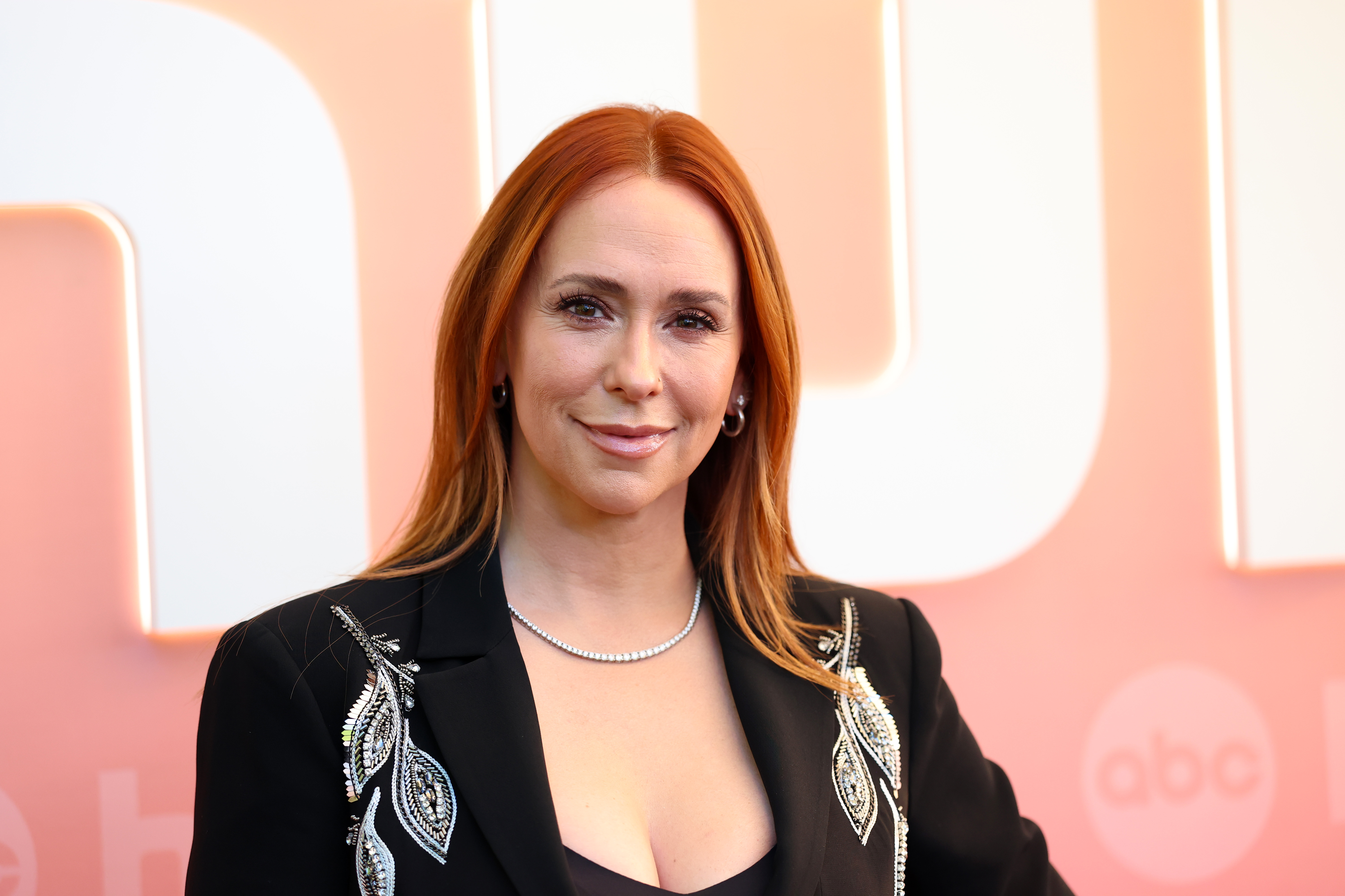 Jennifer Love Hewitt attends ABC's End of Summer Soirée on September 5, 2025 in California | Source: Getty Images