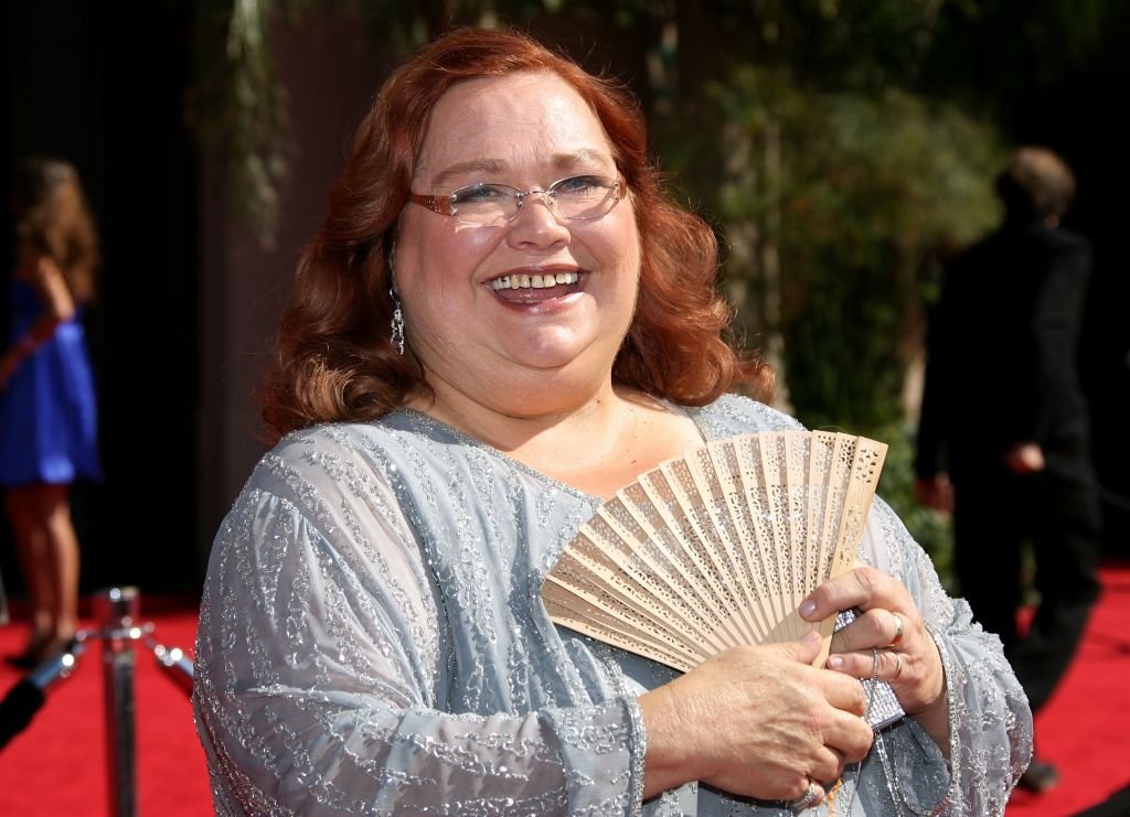 Conchata Ferrell kommt am 16. September 2007 zu den 59. jährlichen Primetime Emmy Awards im Shrine Auditorium in Los Angeles, Kalifornien. (Foto von Frazer Harrison) | Quelle: Getty Images