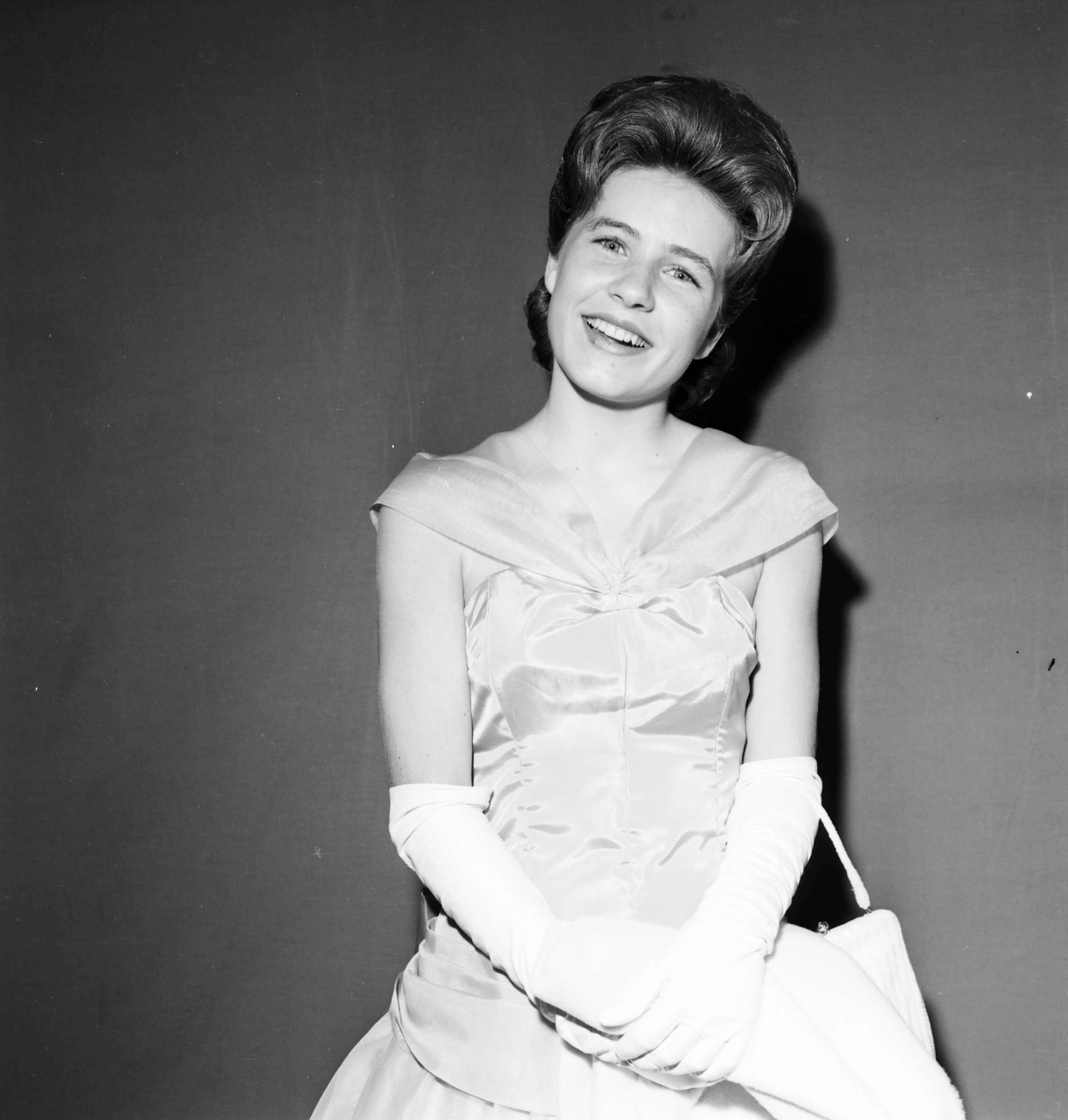 Patty Duke at a party in Los Angeles circa 1962. | Source: Getty Images