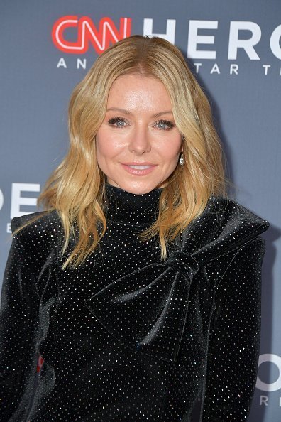 Kelly Ripa at CNN Heroes at the American Museum of Natural History on December 08, 2019 | Photo: Getty Images