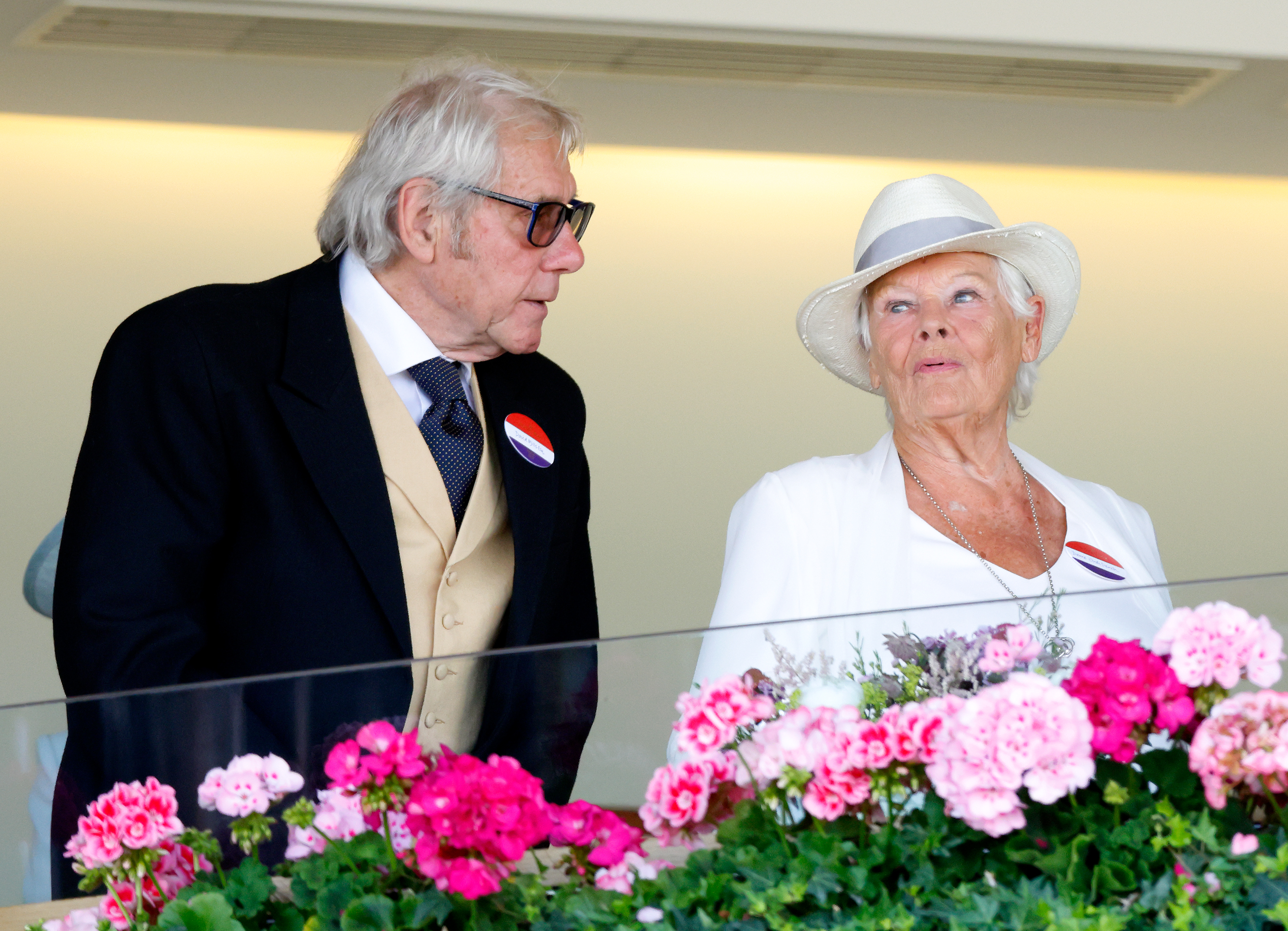David Mills and Dame Judi Dench at the Royal Ascot in Ascot, 2023 | Source: Getty Images