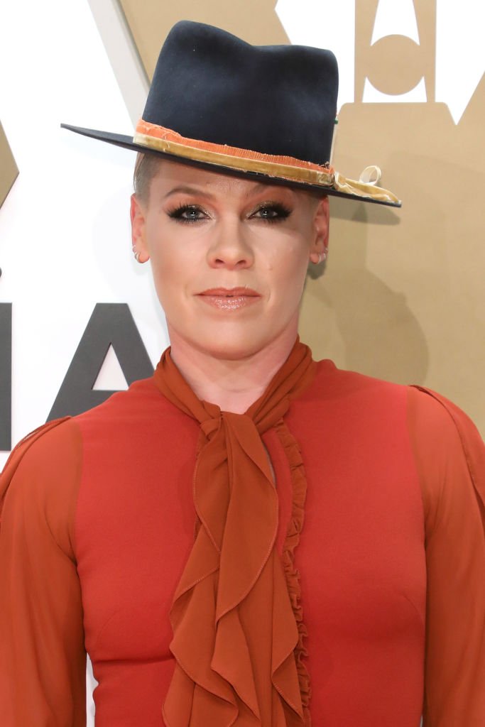 P!nk attends the 53nd annual CMA Awards at Bridgestone Arena on November 13, 2019 in Nashville, Tennessee | Photo: Getty Images