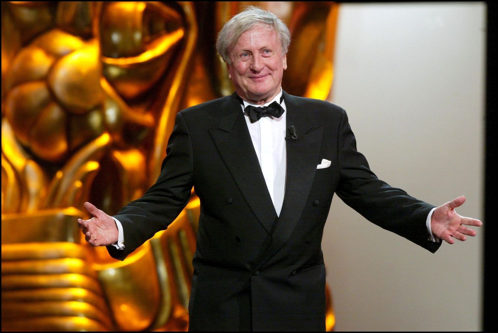 27ème cérémonie de remise des César du cinéma à Paris, France, le 02 mars 2002 - Claude Rich. | Photo : Getty Images