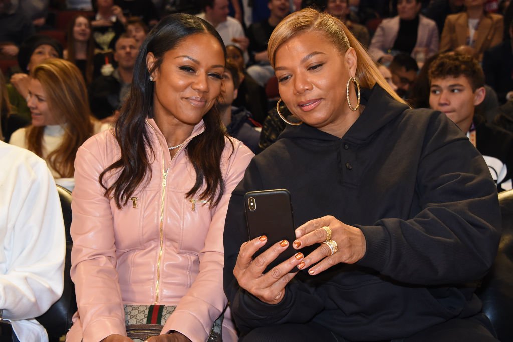 Queen Latifah and Eboni Nichols take a selfie during the 69th NBA All-Star Game as part of 2020 NBA All-Star Weekend on February 16, 2020 | Photo: Getty Images