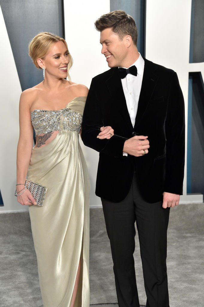 Scarlett Johansson et son époux Colin Jost | Photo : Getty Images