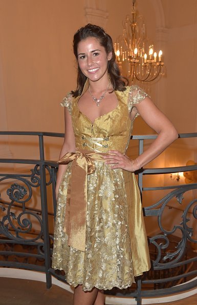 Sarah Lombardi, Angermaier Celebrates 70th Anniversary In Munich | Quelle: Getty Images Sarah Lombardi, Angermaier Celebrates 70th Anniversary In Munich | Quelle: Getty Images
