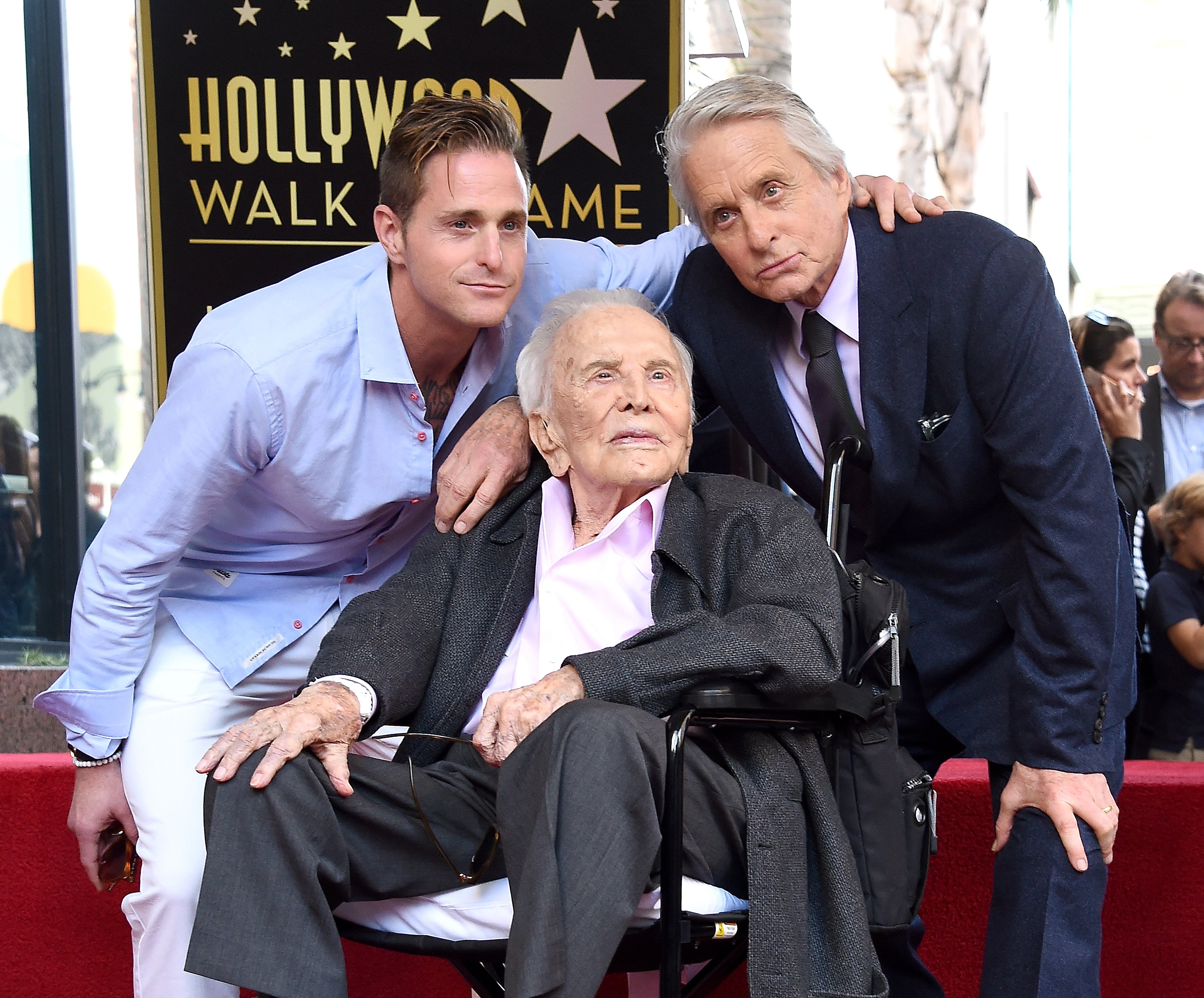 Cameron Douglas, Kirk Douglas, and Michael Douglas pose at The Hollywood Walk Of Fame ceremony on November 6, 2018, in Hollywood, California. | Source: Getty Images.