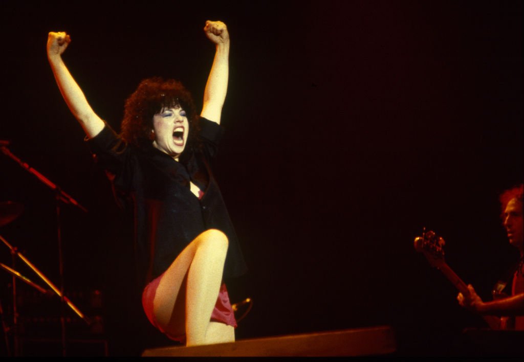 Karla DeVito, Meat Loaf, Midnight at the lost and found tour, Wembley Arena 24 September 1983. | Source: Getty Images