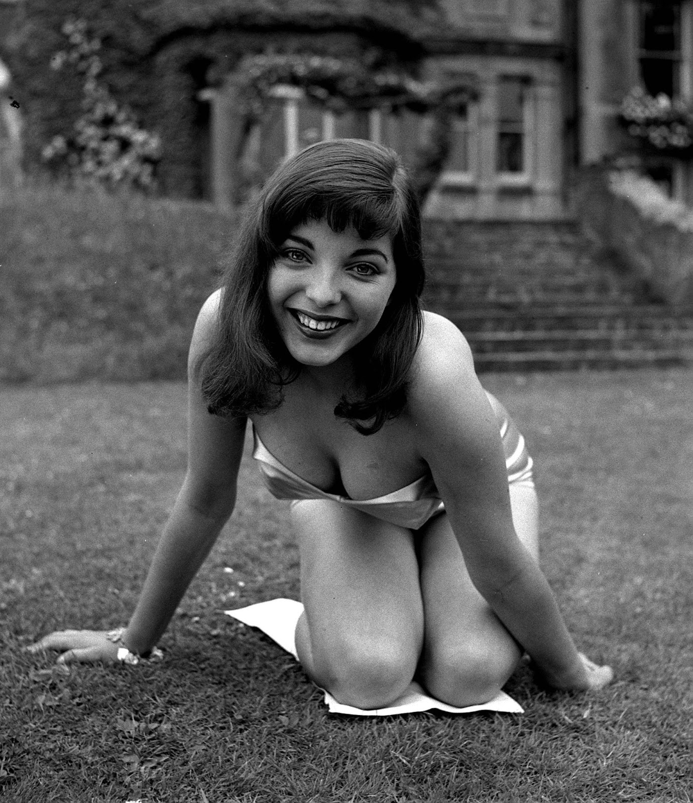 Joan Collins circa 1951. | Source: Getty Images