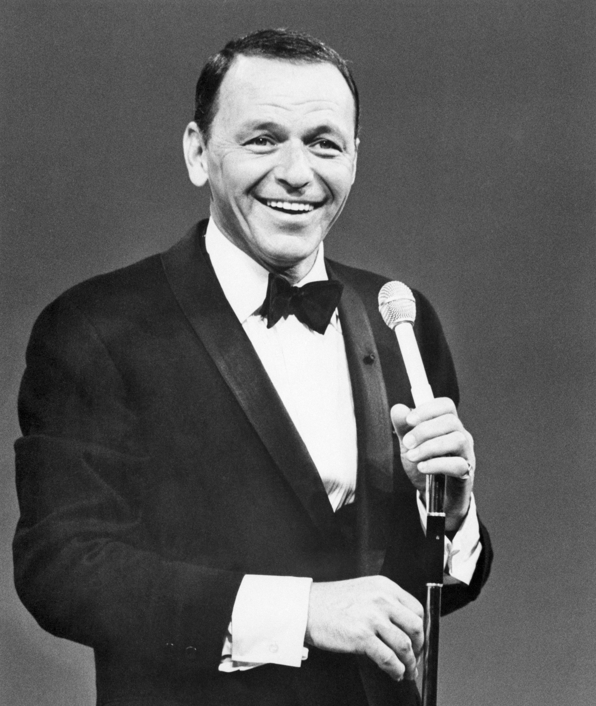 Frank Sinatra performs on his TV special Frank Sinatra: A Man and his Music, 1966. | Source: Getty Images