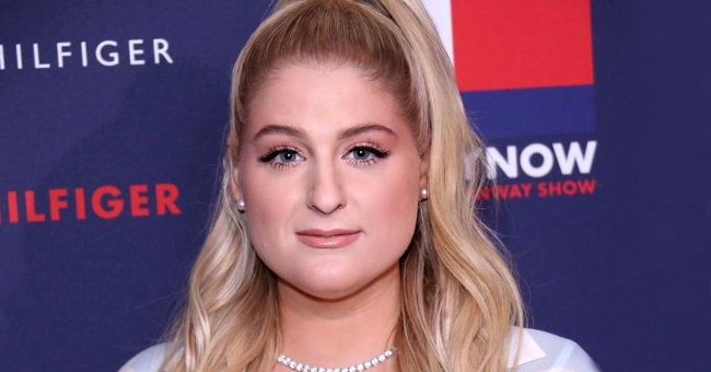 Meghan Trainor attends the TommyNow Step & Repeat during London Fashion Week February 2020 at the Tate Modern on February 16, 2020 in London, England | Photo: Getty Images