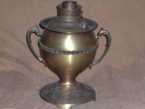 Antique lamp | Photo: Flickr Antique lamp | Photo: Flickr