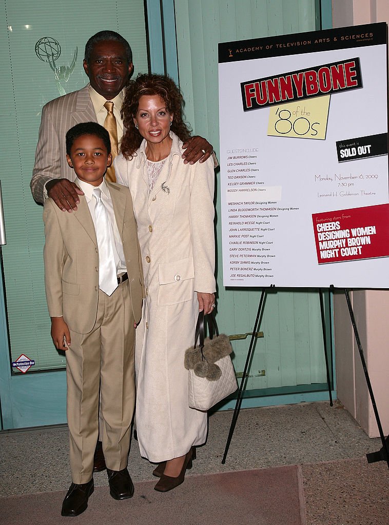  Actor Charles Robinson, his wife Dolorita and their son Luca attend the Academy of Television Arts & Sciences' 'Funny Bone of the '80s' on November 16, 2009. | Photo: Getty Images