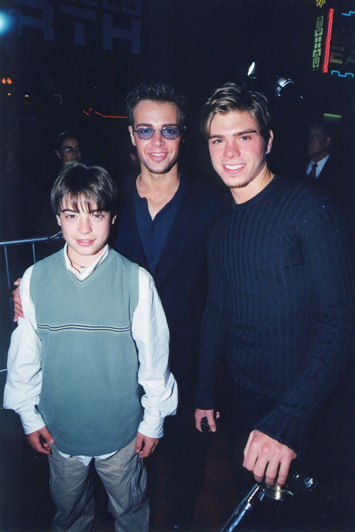 The siblings at the premiere of "Battlefield Earth," 2000 | Source: Getty Images