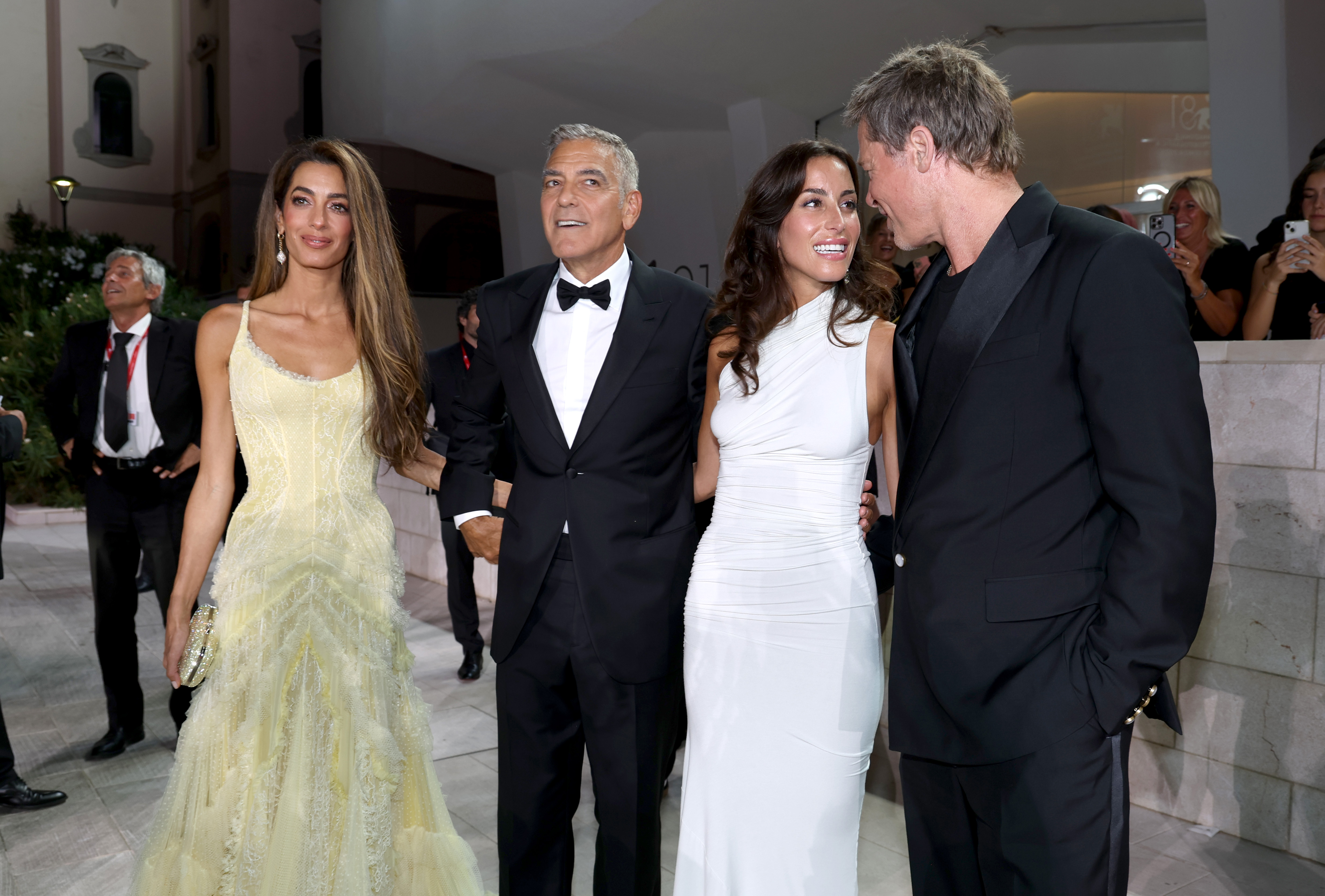 Amal and George Clooney with Ines de Ramon and Brad Pitt. | Source: Getty Images