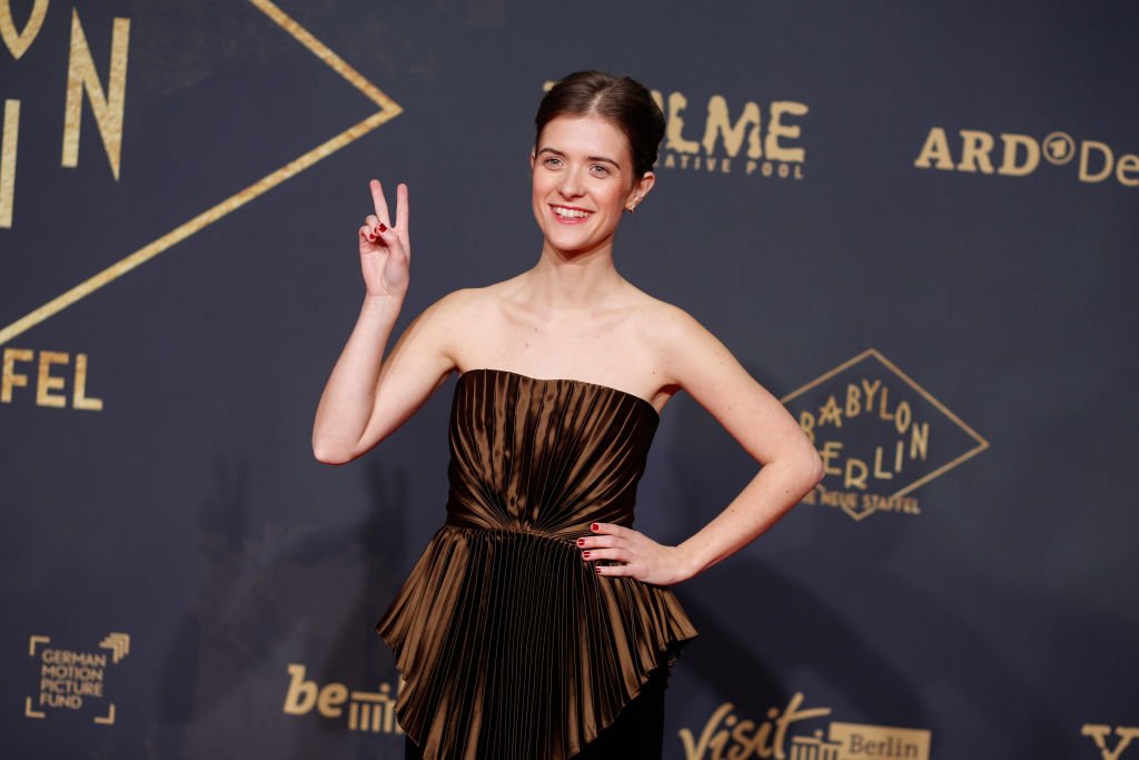 Liv Lisa Fries kommt zur Weltpremiere der neuen Staffel von "Babylon Berlin" im Zoo-Palast. (Foto von Gerald Matzka) I Quelle: Bildallianz über Getty Images
