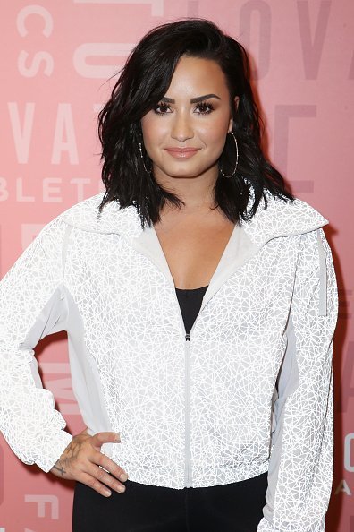 Demi Lovato, The Village at Westfield Topanga, Woodland Hills, 2018 | Quelle: Getty Images Demi Lovato, The Village at Westfield Topanga, Woodland Hills, 2018 | Quelle: Getty Images