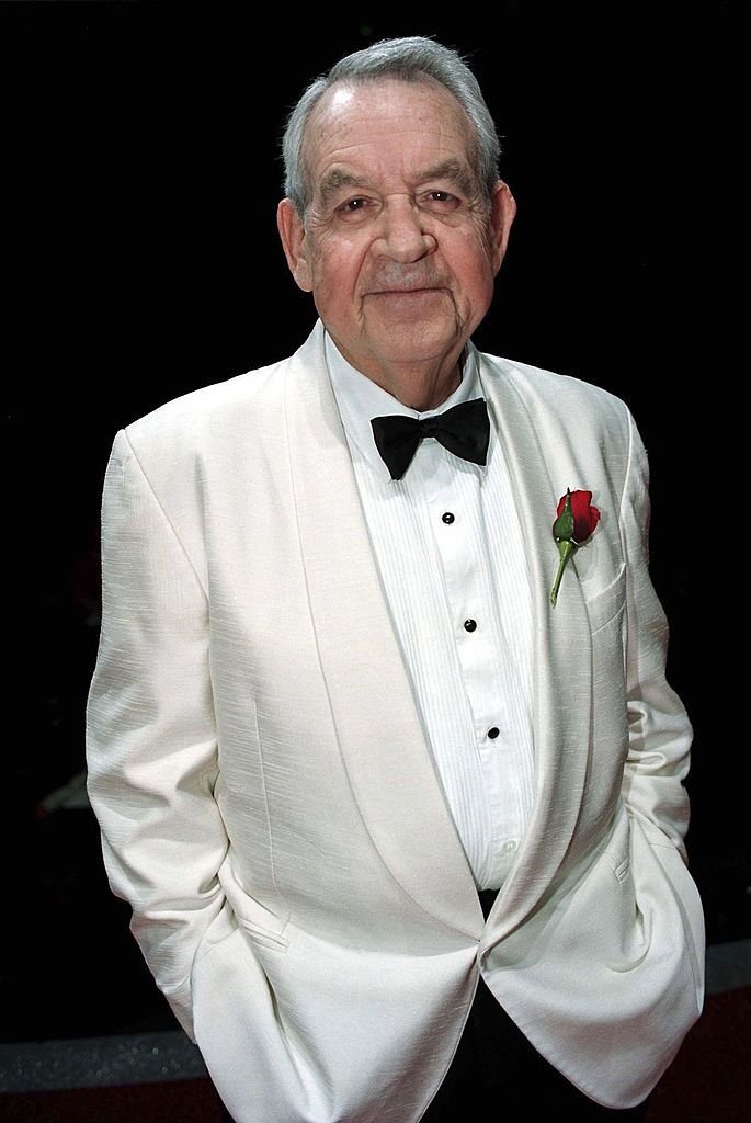 Tom Bosley during rehearsals for 'Happy Days: The Arena Mega Musical' on October 15, 1999 | Source: Getty Images