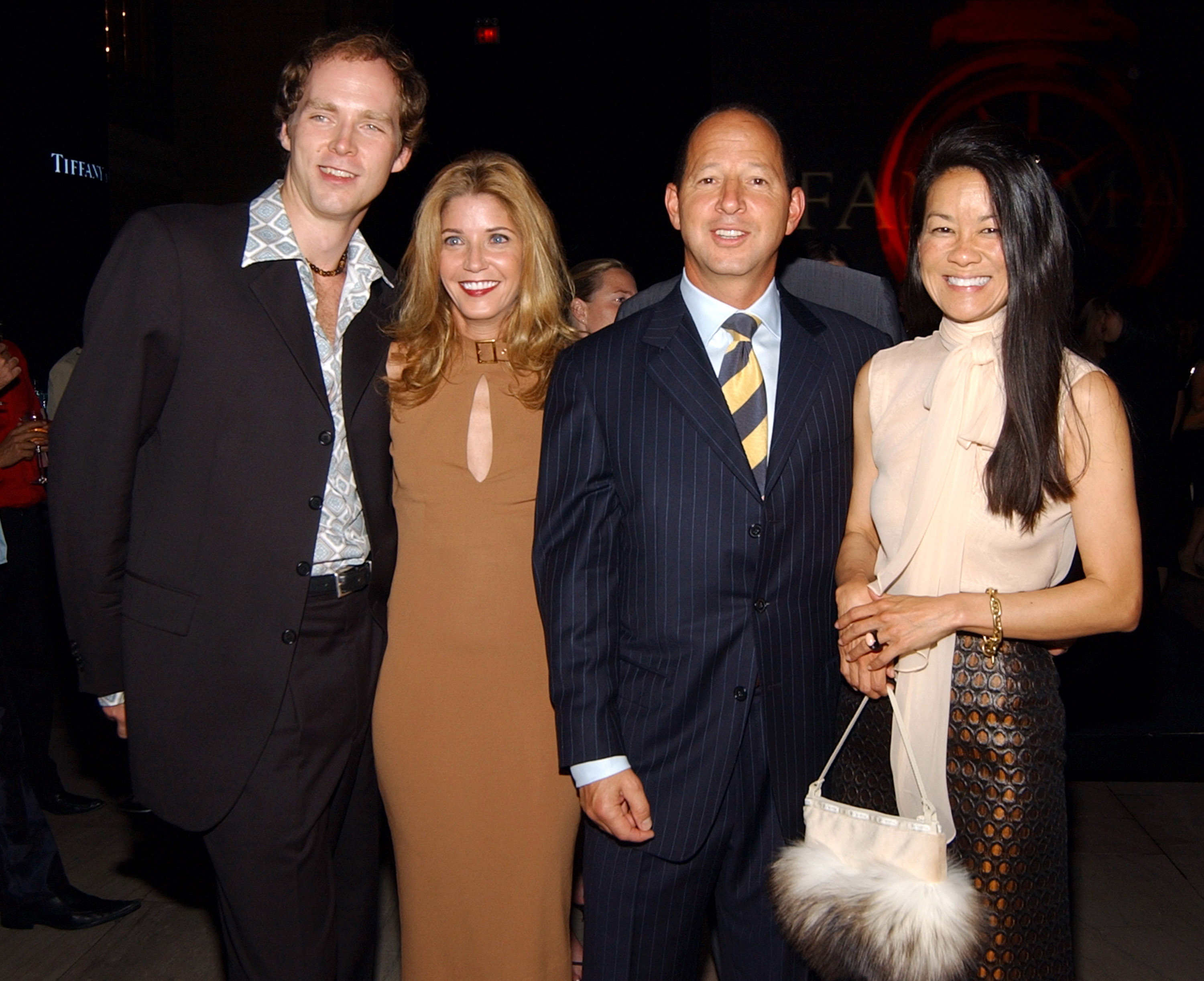 Charles Askegard, Candace Bushnell, Ron Galotti and Helen Lee Shifter at Tiffany & Co. Honors Bette Midler, Marcia Gay Harden, Candace Bushnell, Dan Marino and Ed Schlossberg on September 5, 2002 | Source: Getty Images