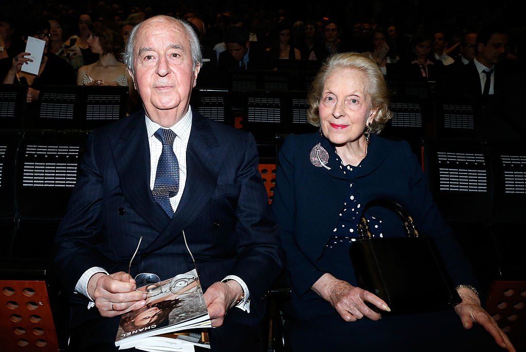 Edouard Baladur et son épouse Marie-Josée assistent au Gala de charité AROP. Tenue à l'Opéra Bastille le 21 mai 2014 à Paris, France. | Photo : Getty Images Edouard Baladur et son épouse Marie-Josée assistent au Gala de charité AROP. Tenue à l'Opéra Bastille le 21 mai 2014 à Paris, France. | Photo : Getty Images