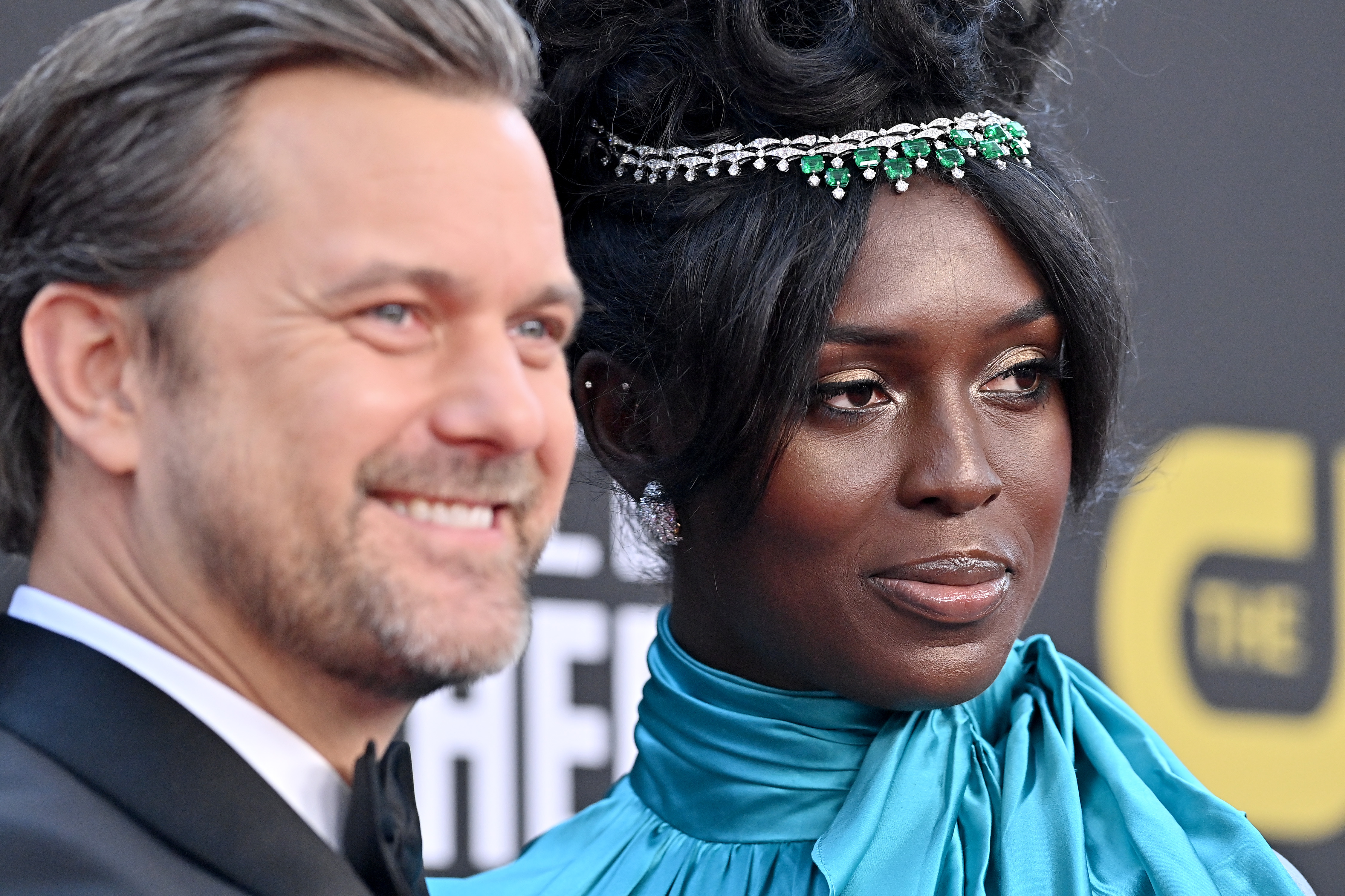 Joshua Jackson and Jodie Turner-Smith attend the 27th Annual Critics Choice Awards on March 13, 2022 | Source: Getty Images