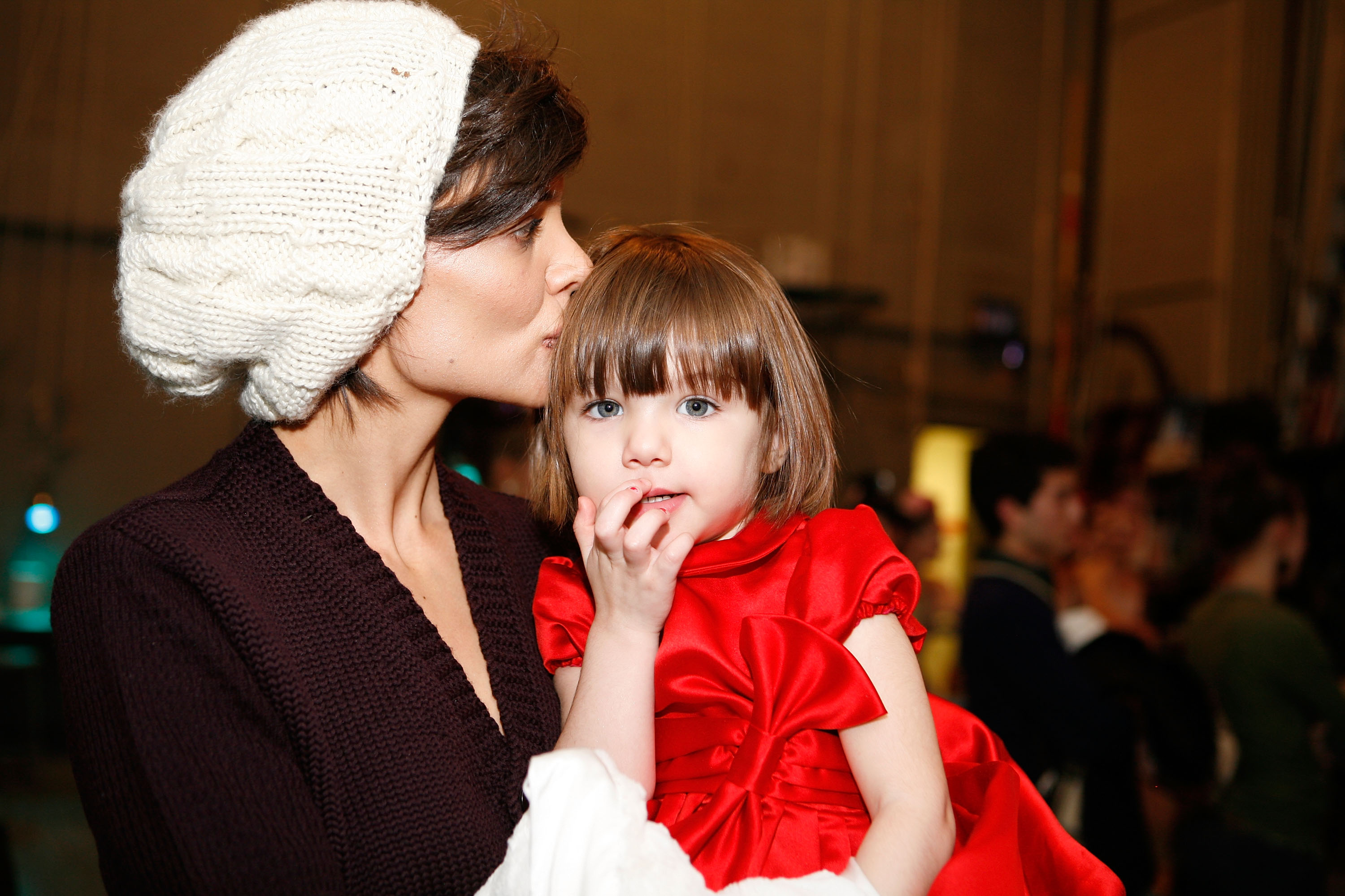 Katie Holmes and her daughter Suri Cruise visit "The Nutcracker" at the New York City Ballet on December 14, 2008 | Source: Getty Images