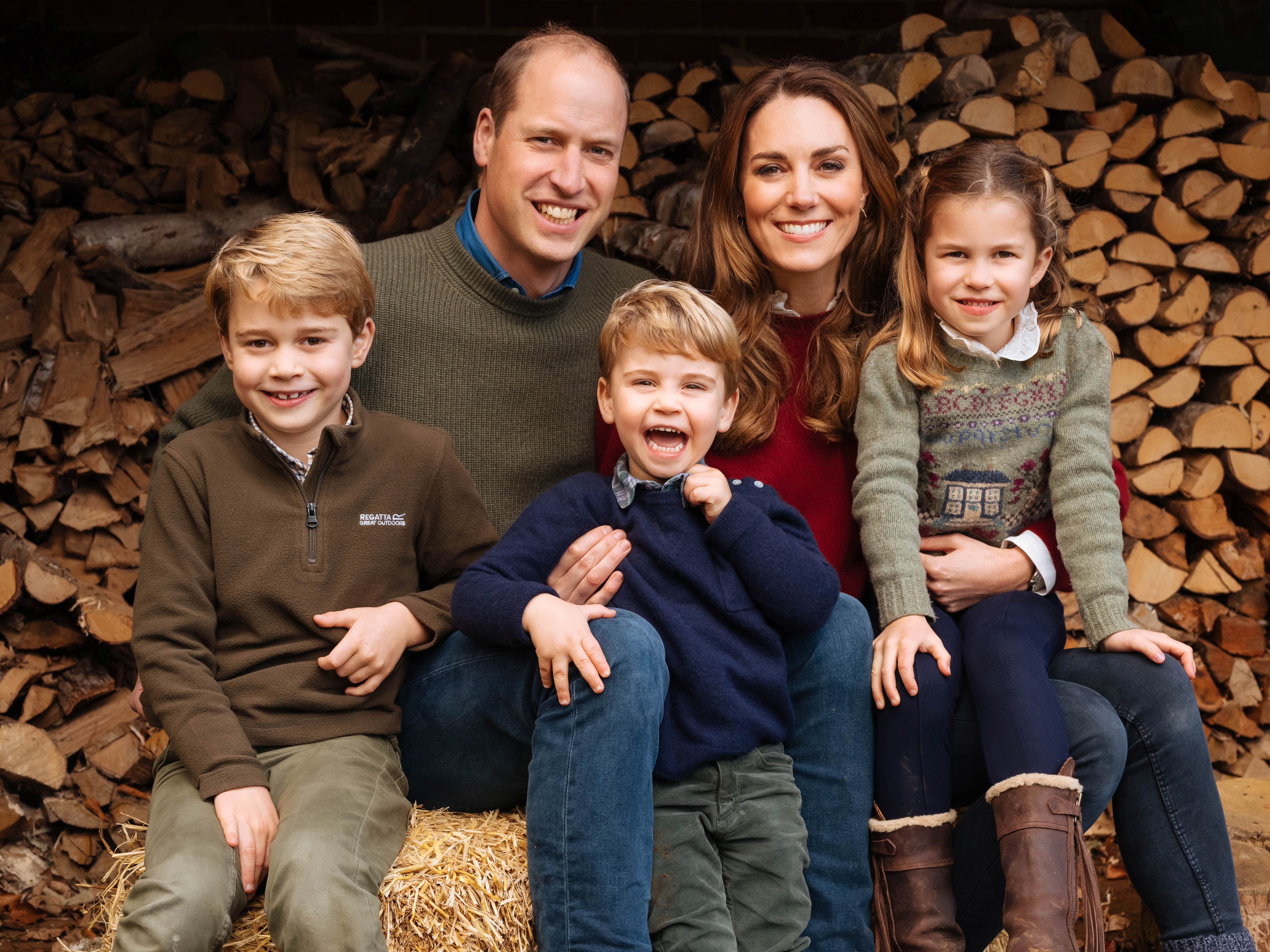 Prince William and Kate Middleton with their three children Prince George, Princess Charlotte and Prince Louis at Anmer Hall on December 16, 2020 | Photo: Getty Images