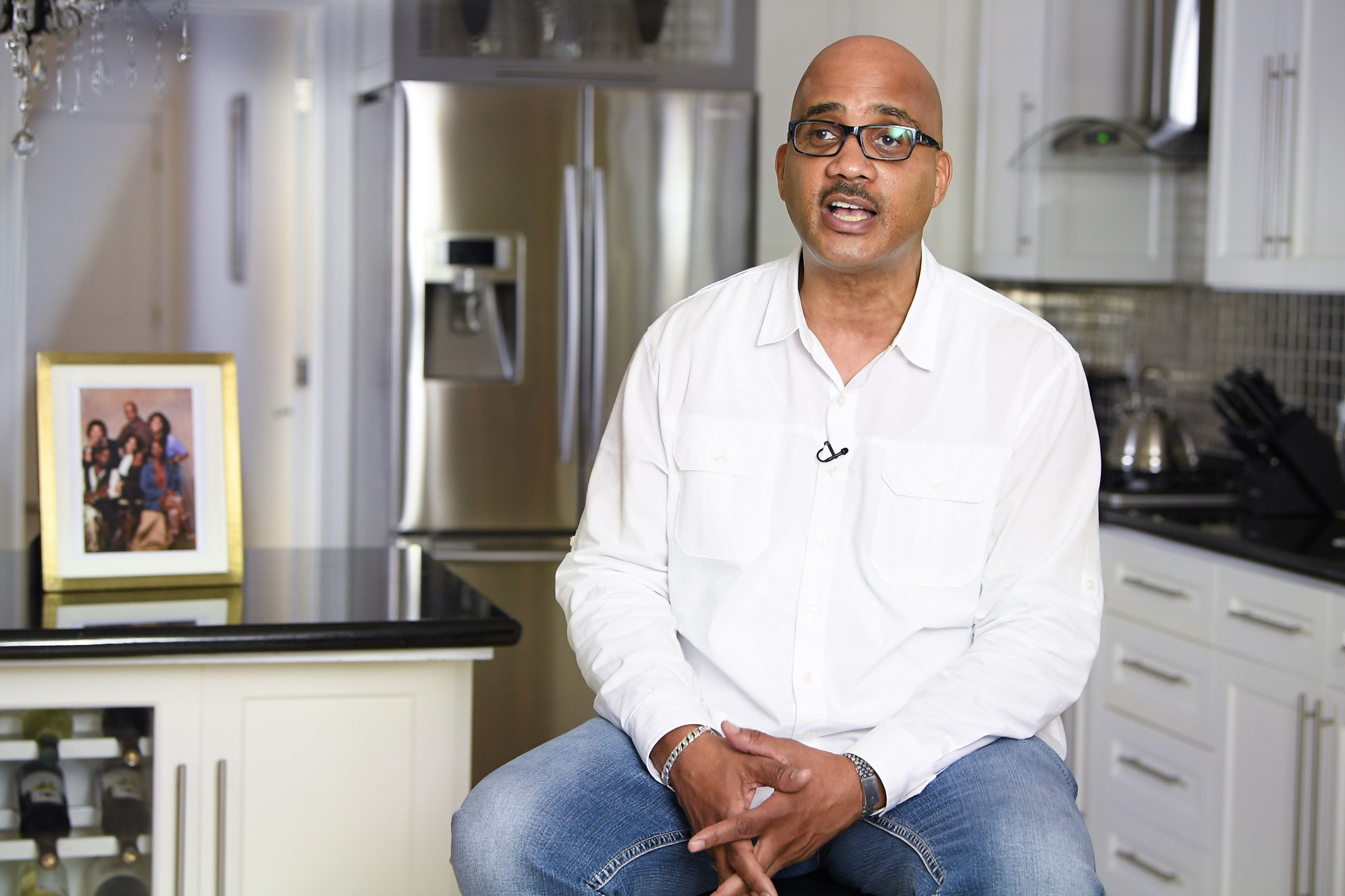 John Henton in an interview in celebration of "Living Single" 25th anniversary in 2018 in Los Angeles | Source: Getty Images