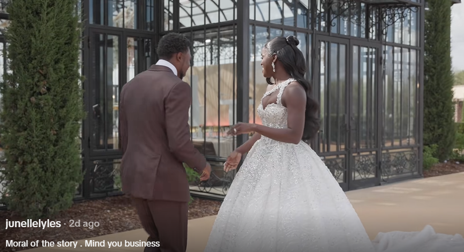 Noah Lyles speaks and gestures as Junelle Bromfield turns slightly away | Source: TikTok/junellelyles