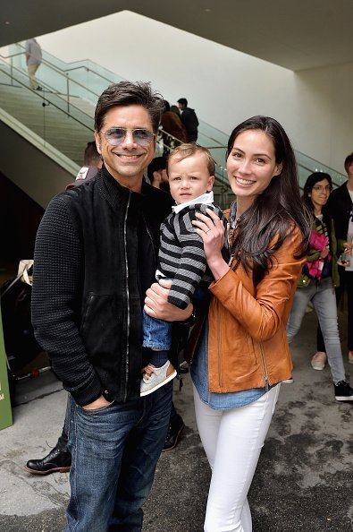 John Stamos, Billy Stamos, and Caitlin McHugh at the Hammer Museum K.A.M.P. (Kids' Art Museum Project) 2019 on May 19, 2019 in Los Angeles, California. | Photo: Getty Images