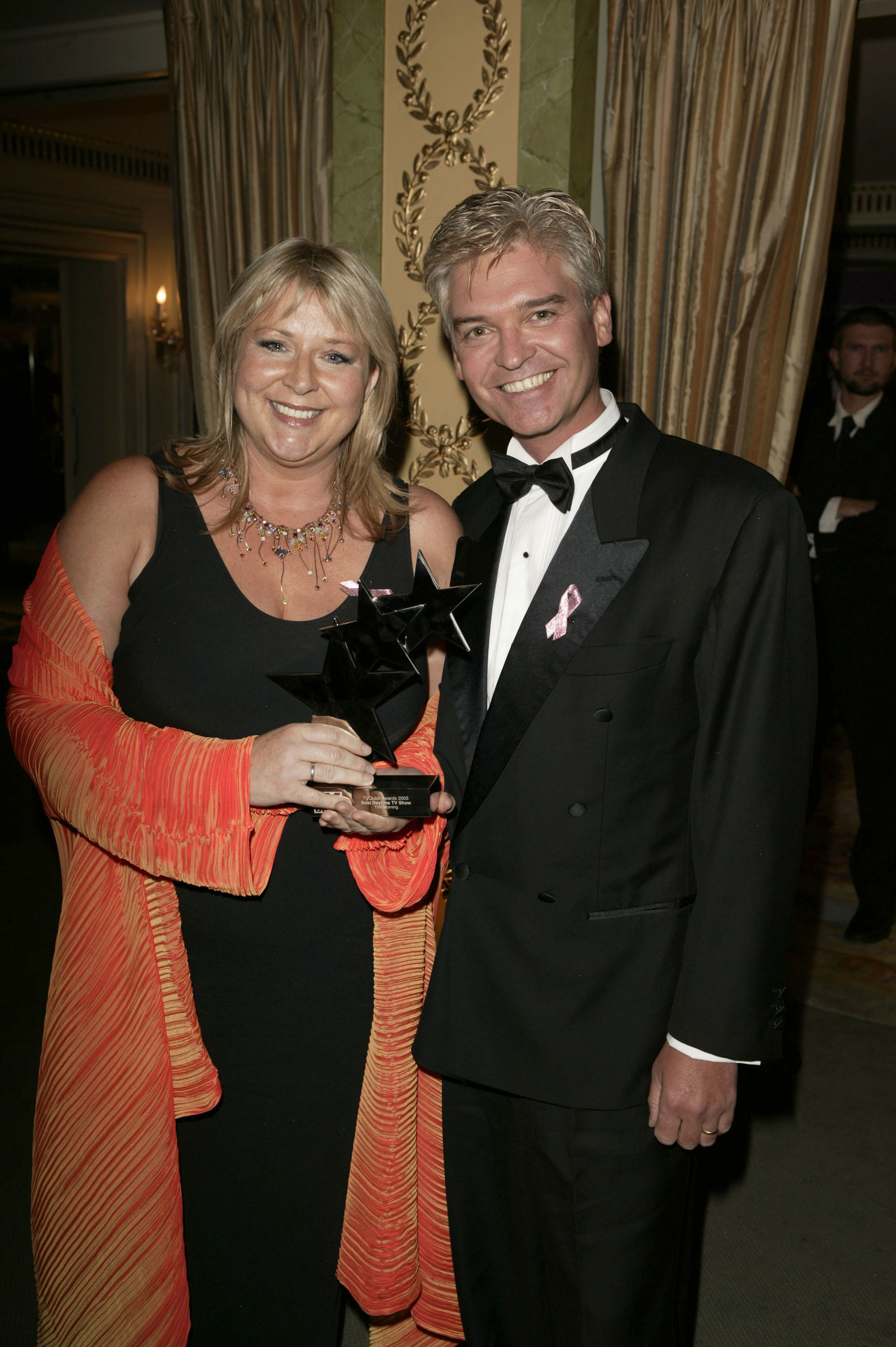 Phillip Schofield and Fern Britton during the 2003 TV Quick Awards on 8 September in London, England. | Source: Getty Images