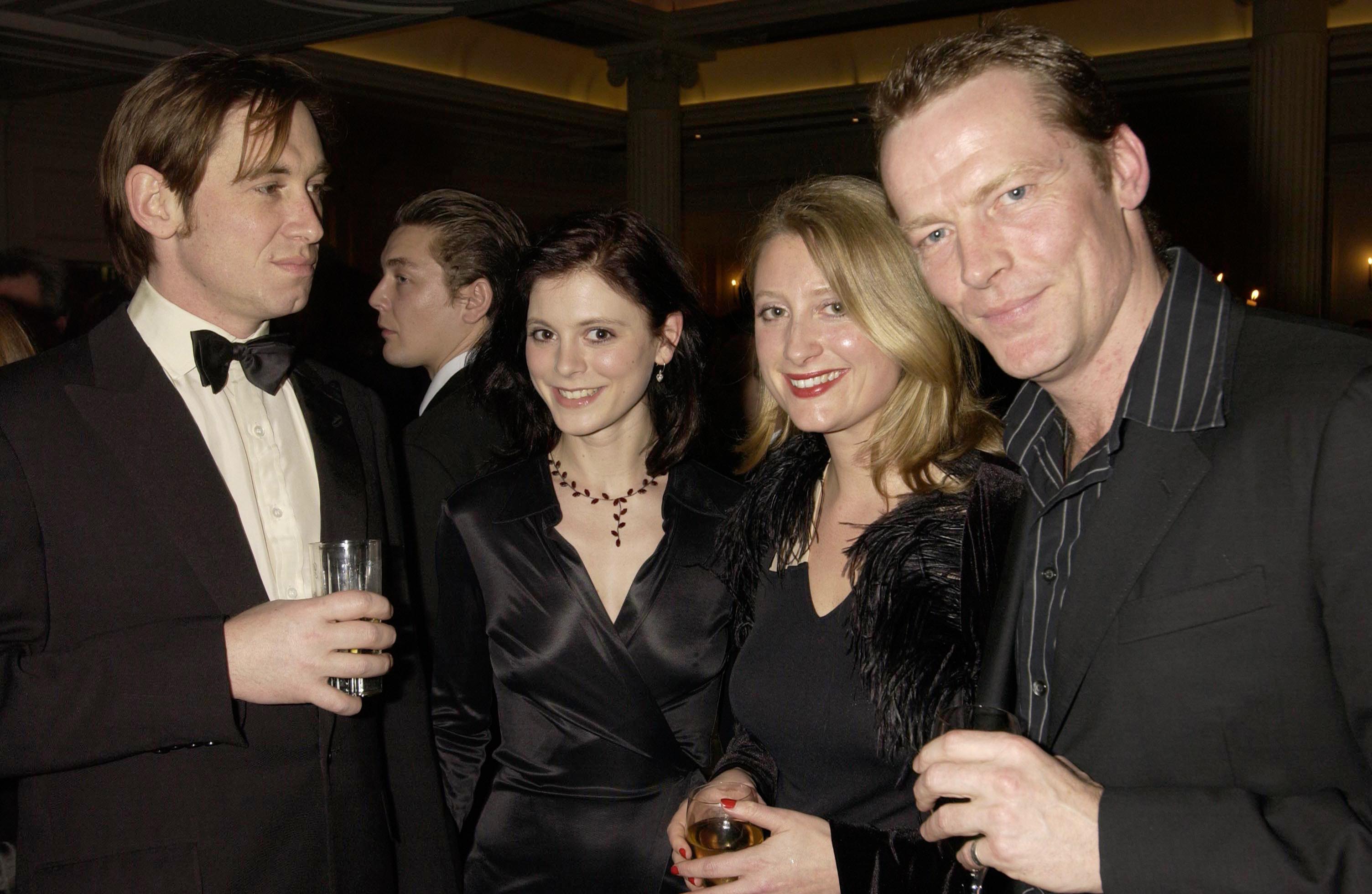 Amelia Fox, Susannah Harker and Iain Glen at the Evening Standard Film Awards on February 3, 2002, in London, England. | Source: Getty Images