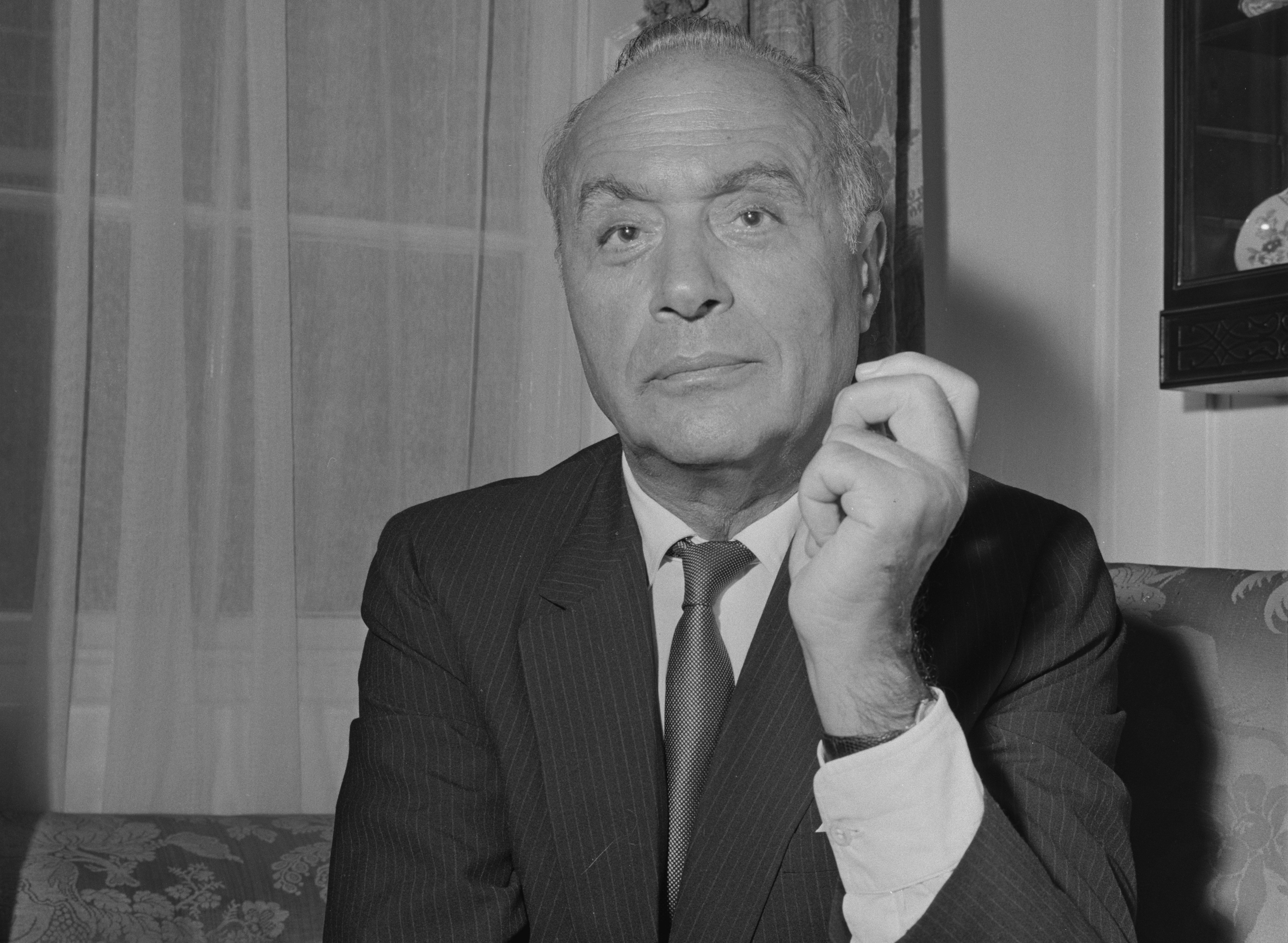 El actor francés Charles Boyer (1899-1978) en Londres, en 1963. || Fuente: Getty Images