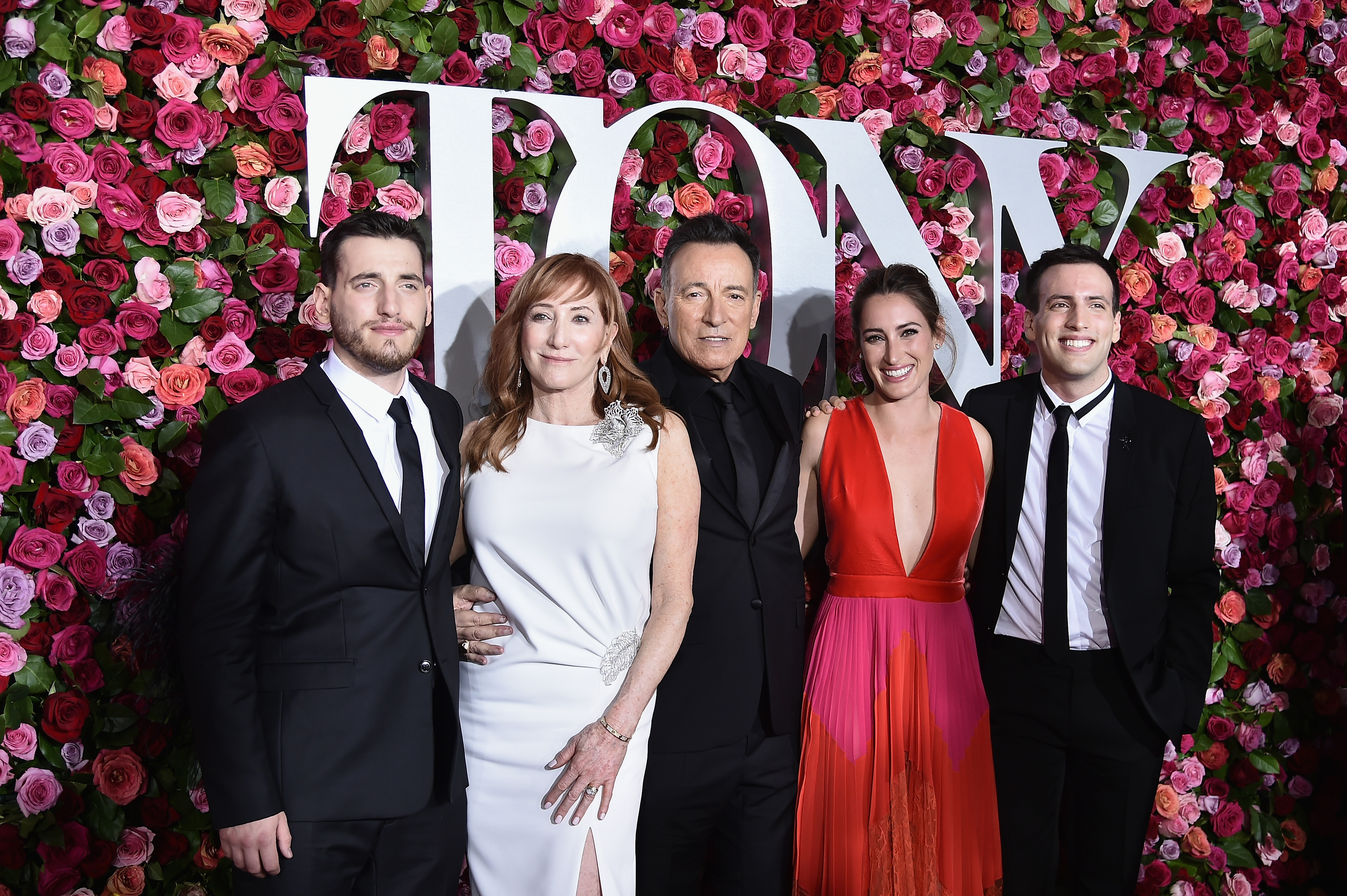 Evan Springsteen, Patti Scialfa, Bruce, Jessica, and Sam Springsteen pose at Radio City Music Hall on June 10, 2018 | Source: Getty Images