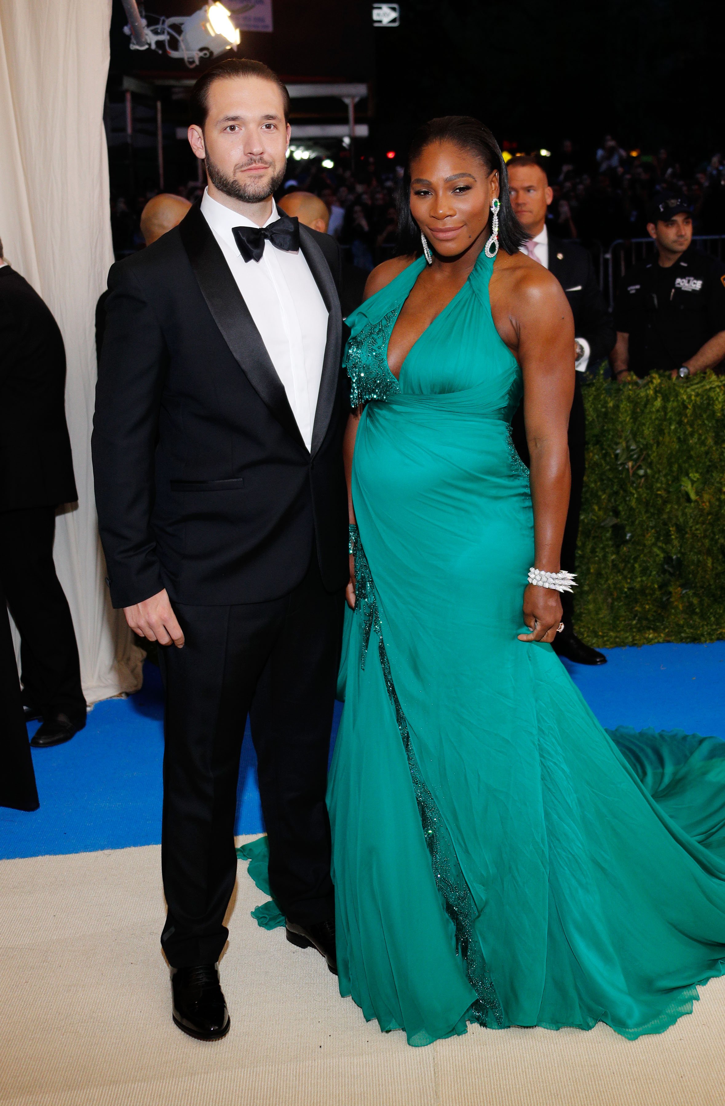 Alexis Ohanian and Serena Williams at "Rei Kawakubo/Comme des Garçons: Art of the In-Between" Costume Institute Gala on May 1, 2017, in New York City. | Source: Getty Images