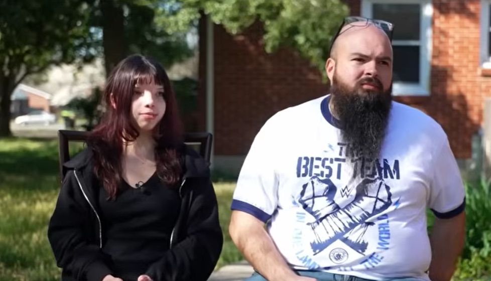 Xaviel Lugo and his daughter give their account of what happened during the crash | Source: YouTube/@newschannel5