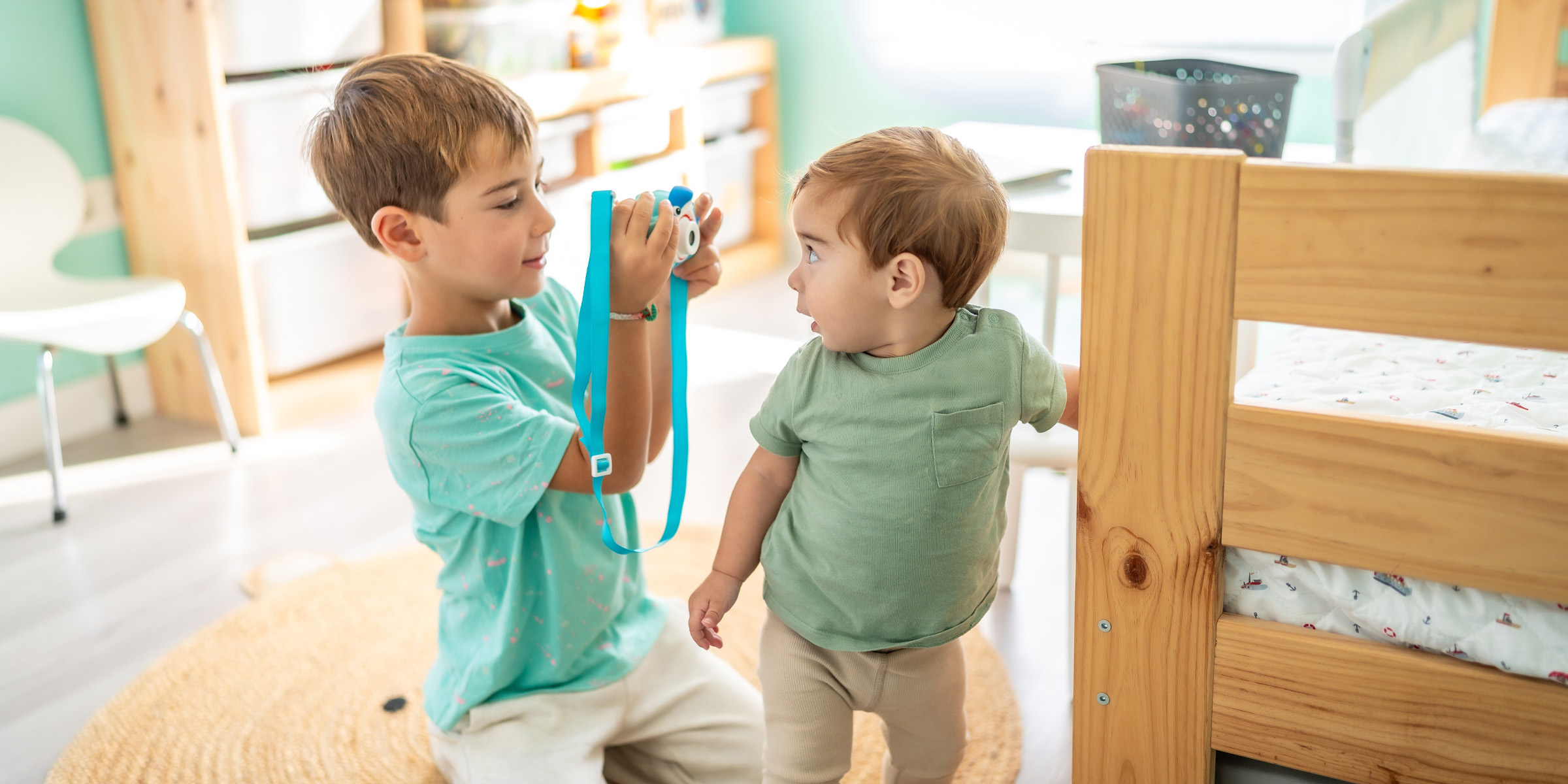 Two male siblings | Source: Shutterstock