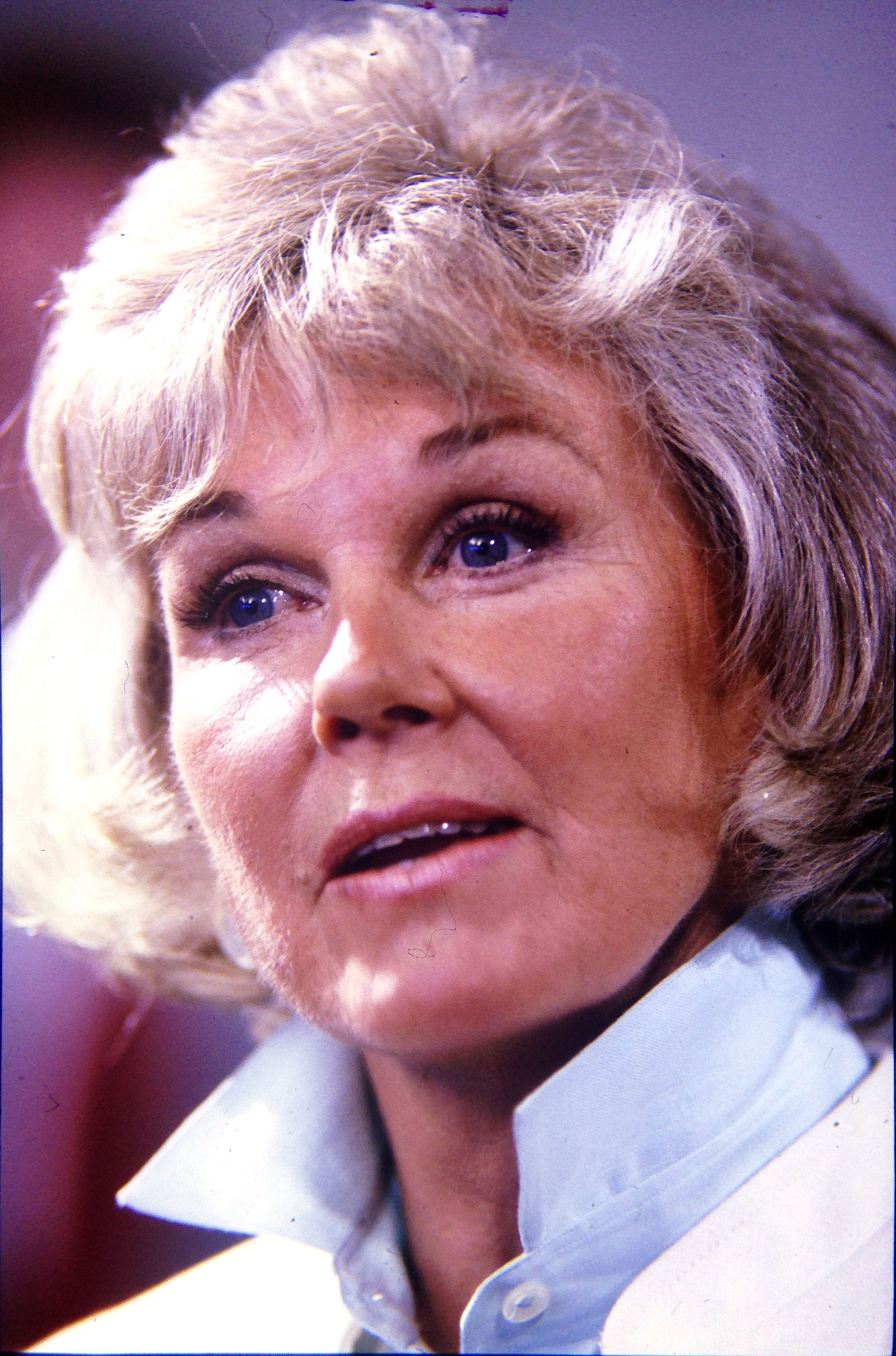 Doris Day speaking at a press conference on July 16, 1985 in Carmel, California | Source: Getty Images