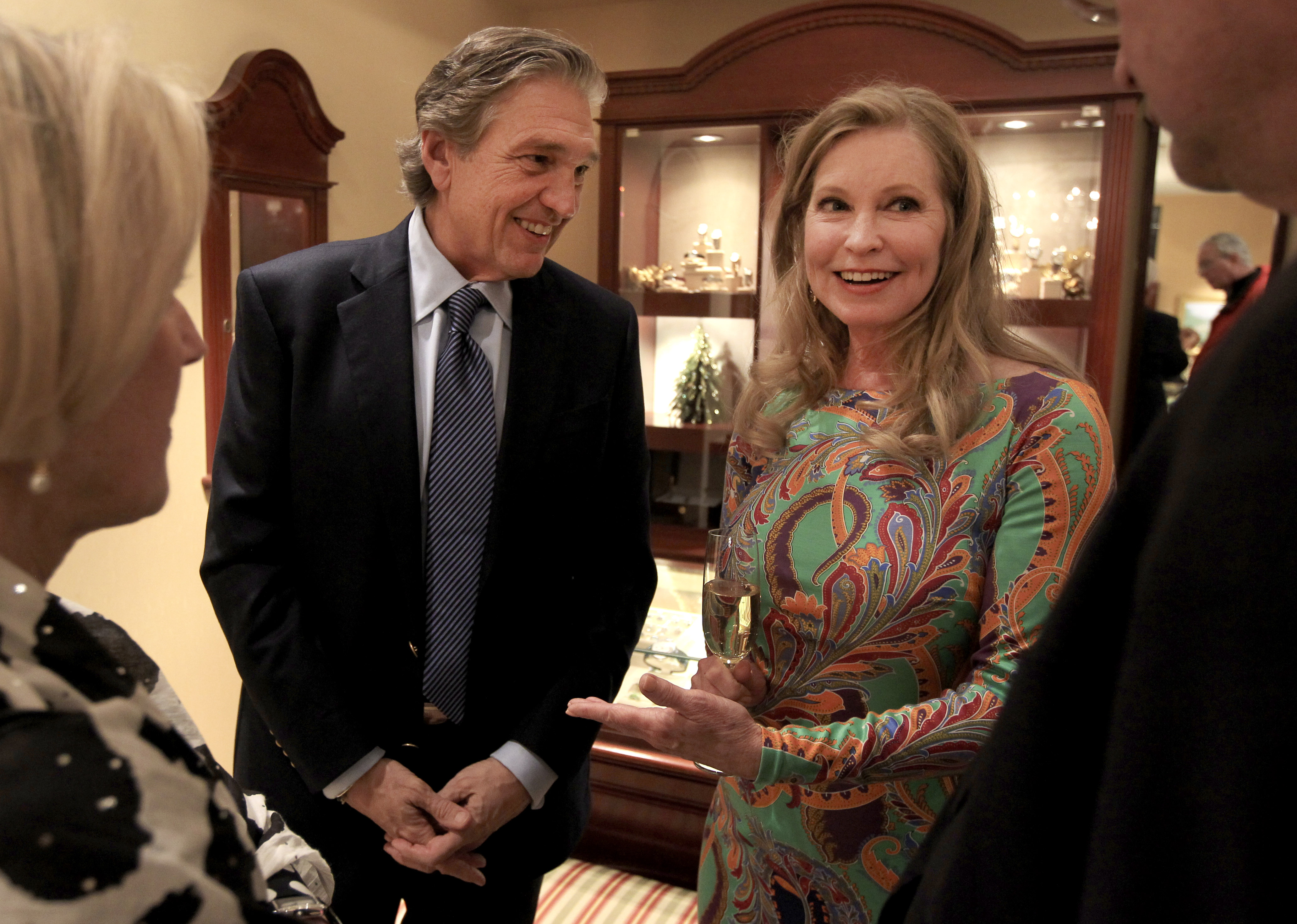 Albert DePrisco and Lisa Niemi at at a book signing event at DePrisco Jewelers in Wellesley on November 30, 2013 | Source: Getty Images