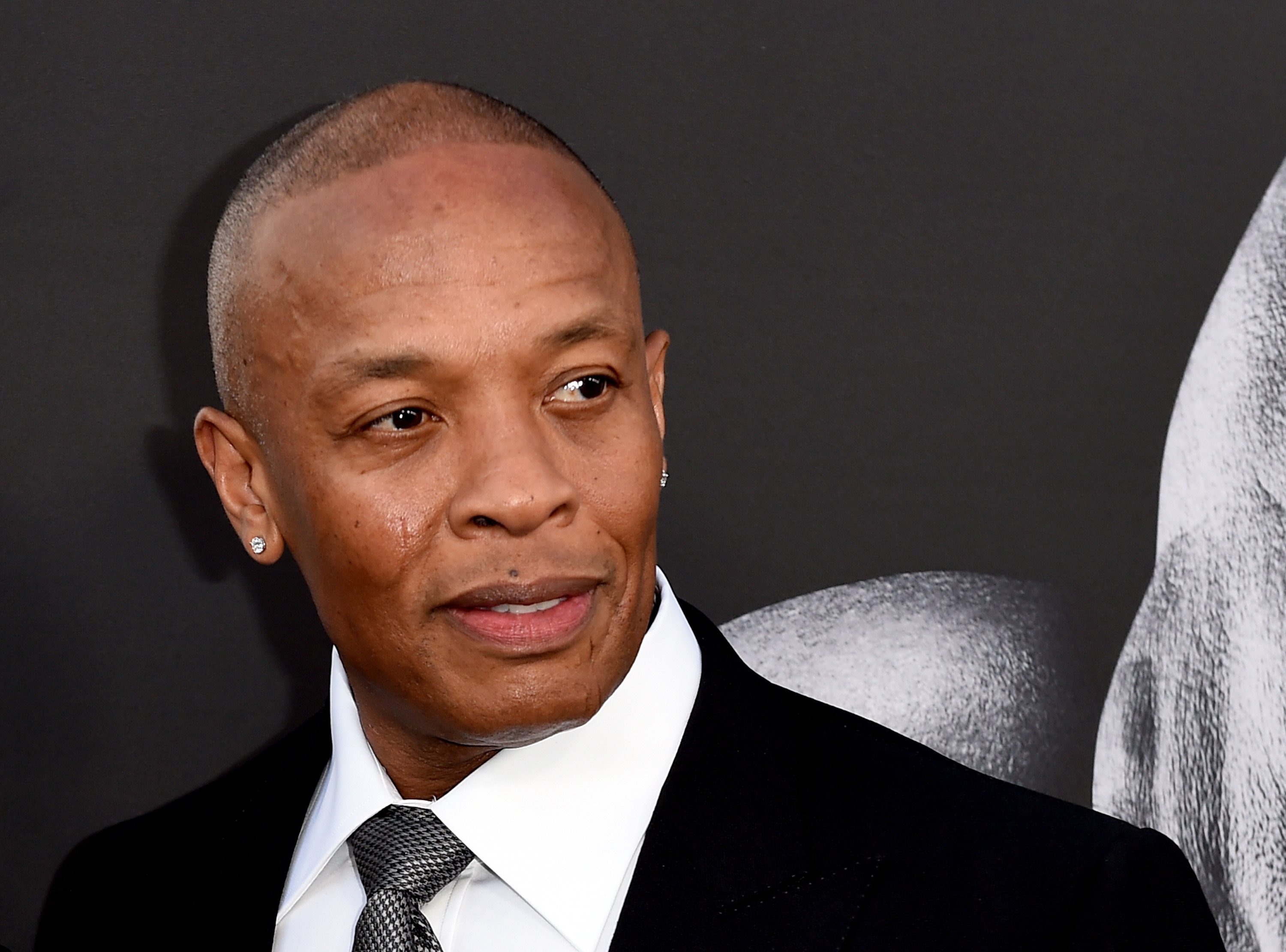  Dr. Dre attends the premiere of "The Defiant Ones" at Paramount Theatre on June 22, 2017 in Hollywood, California | Photo: Getty Images